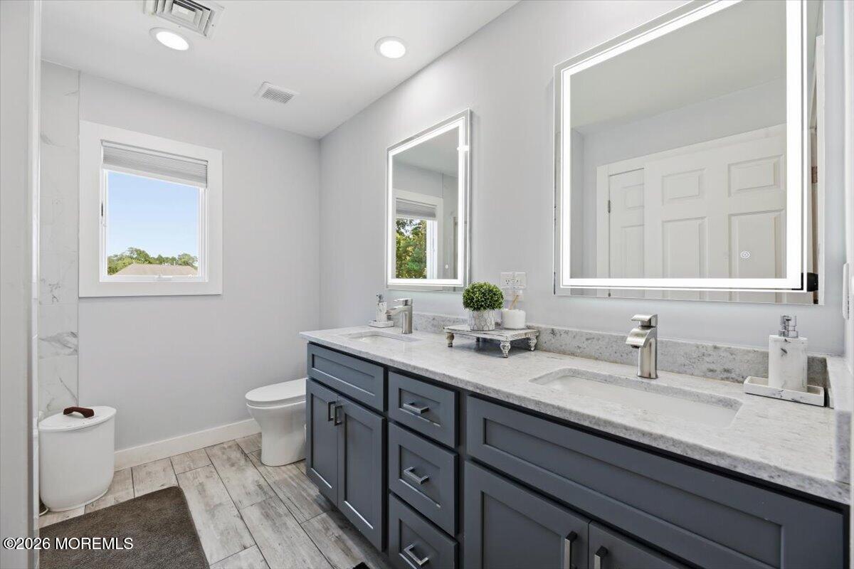 9 Landmark Lane, Marlboro, NJ, 07746 image 30