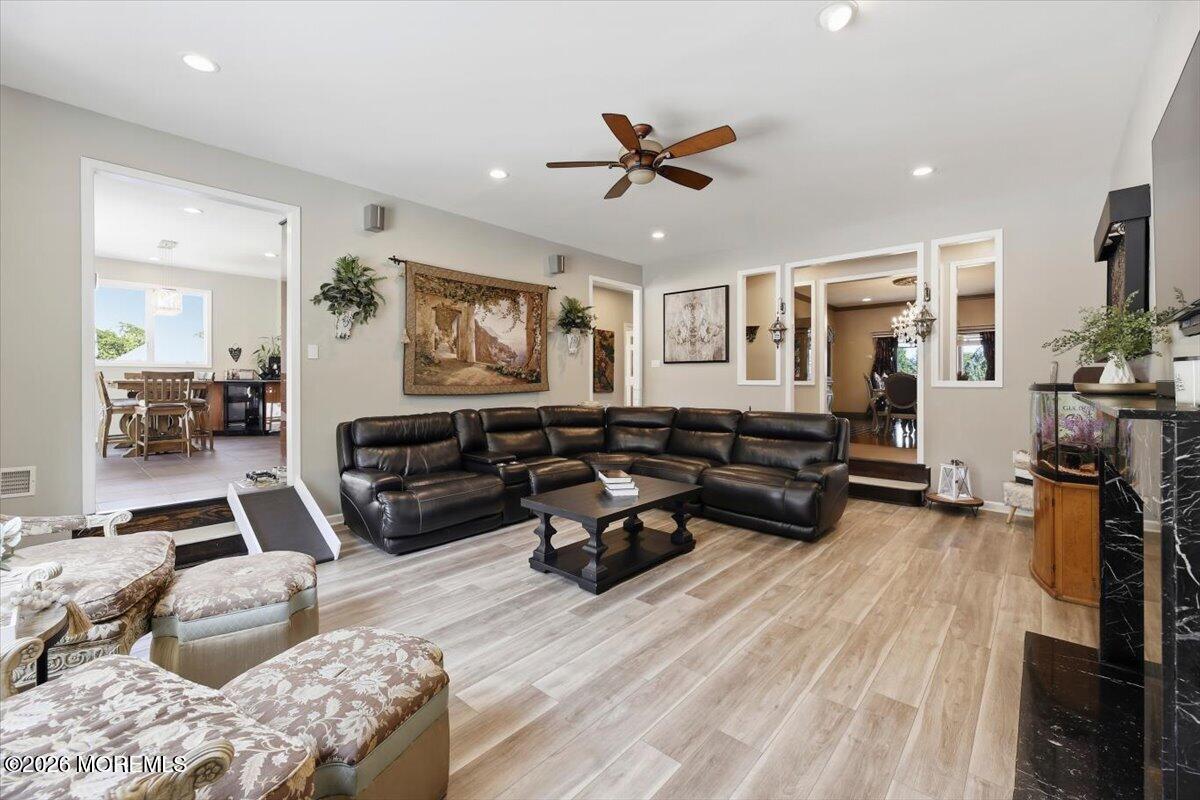 9 Landmark Lane, Marlboro, NJ, 07746 image 42
