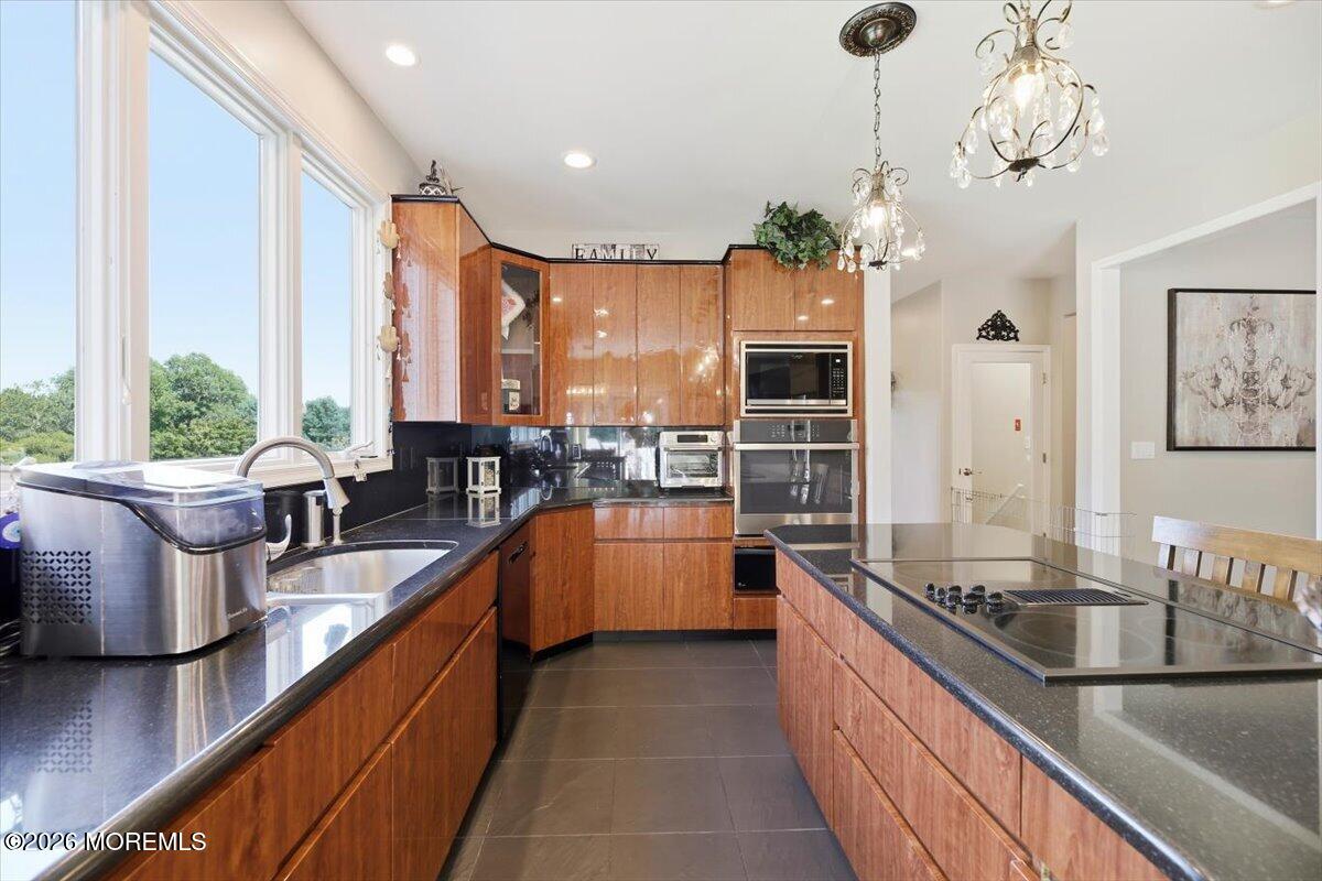 9 Landmark Lane, Marlboro, NJ, 07746 image 16