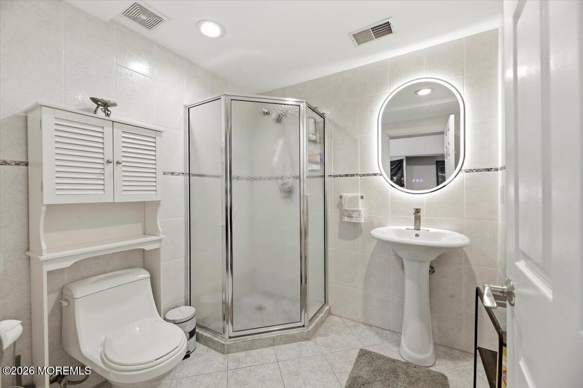 9 Landmark Lane, Marlboro, NJ, 07746 image 49