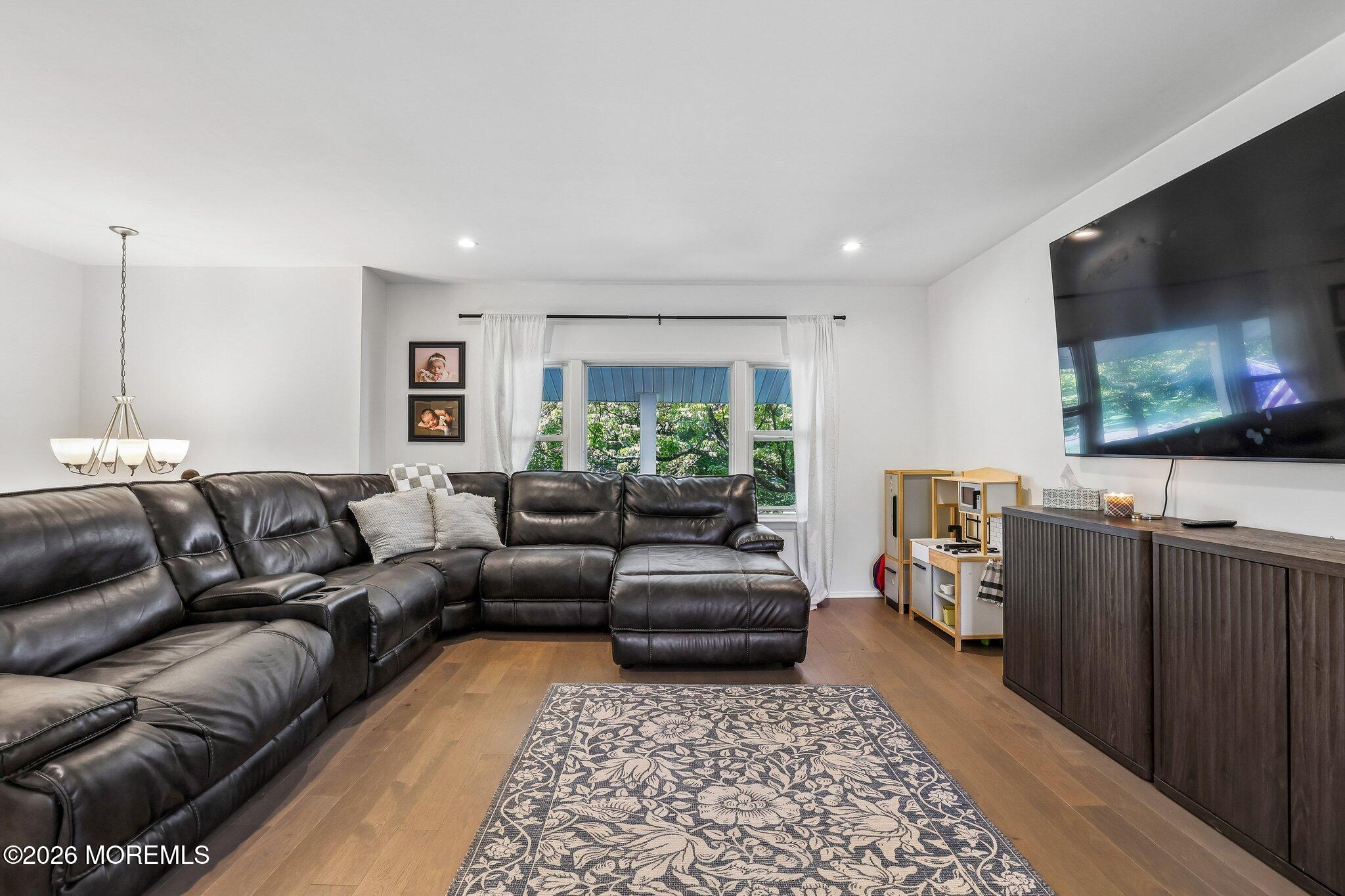 9 Heather Drive Image 4