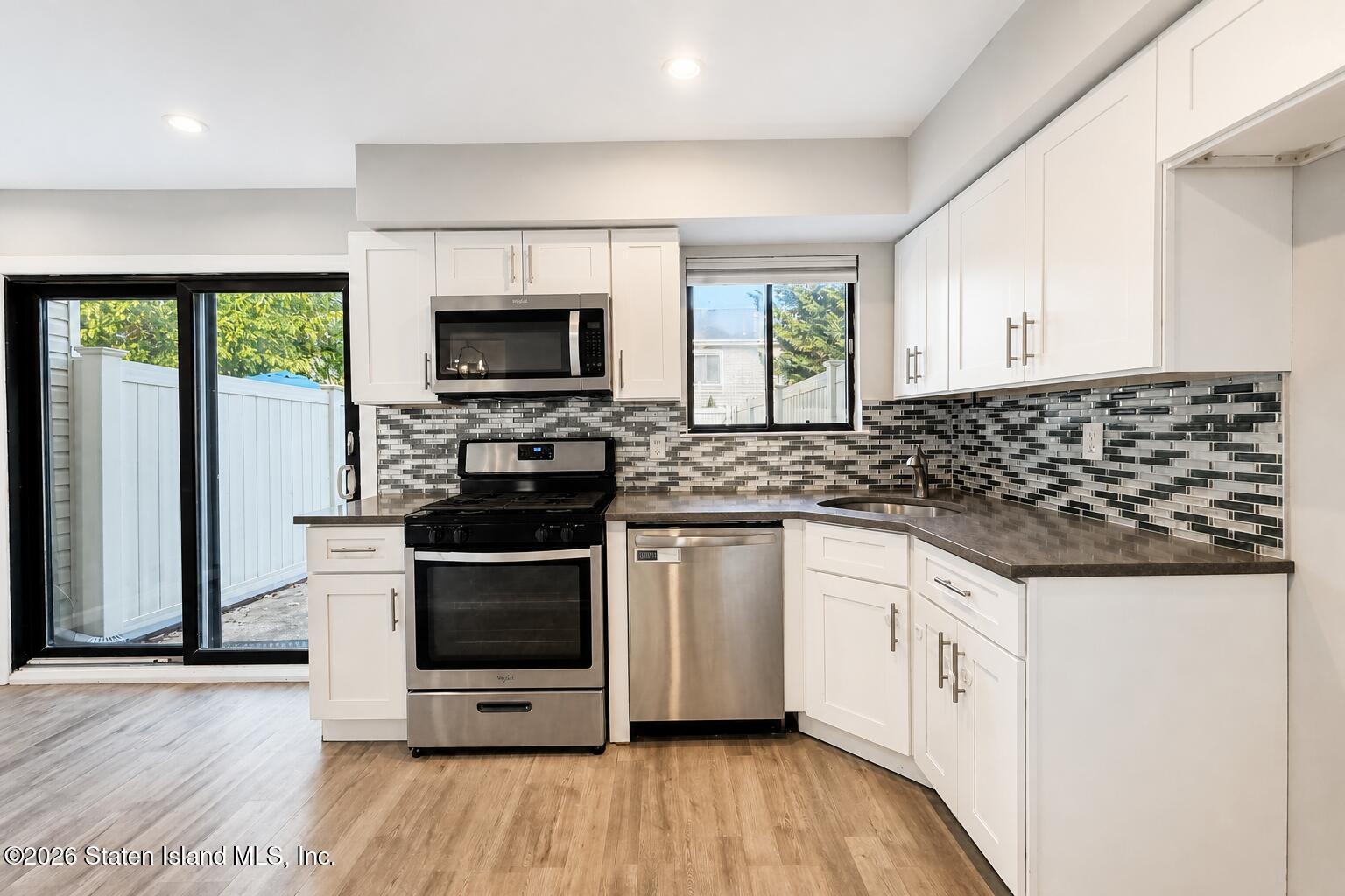 11 Azalea Court, Staten Island, NY, 10309 image 8
