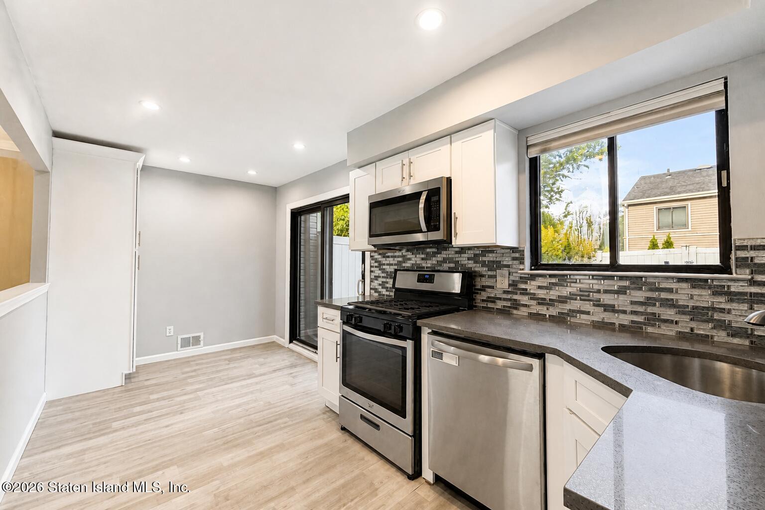 11 Azalea Court, Staten Island, NY, 10309 image 9