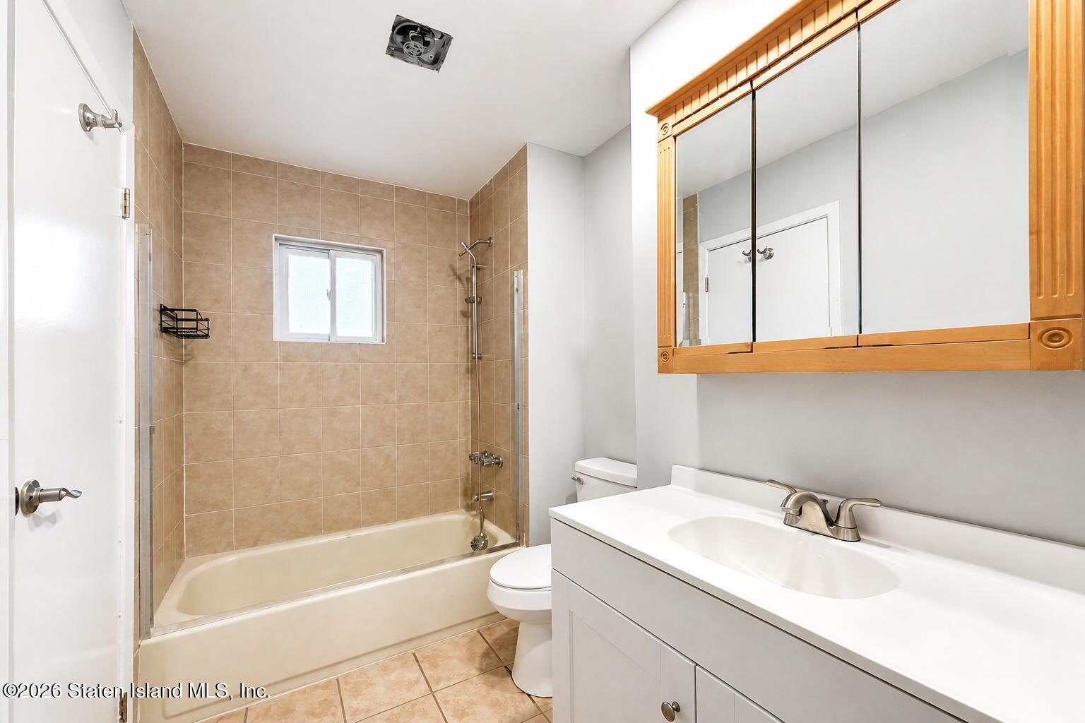 11 Azalea Court, Staten Island, NY, 10309 image 16