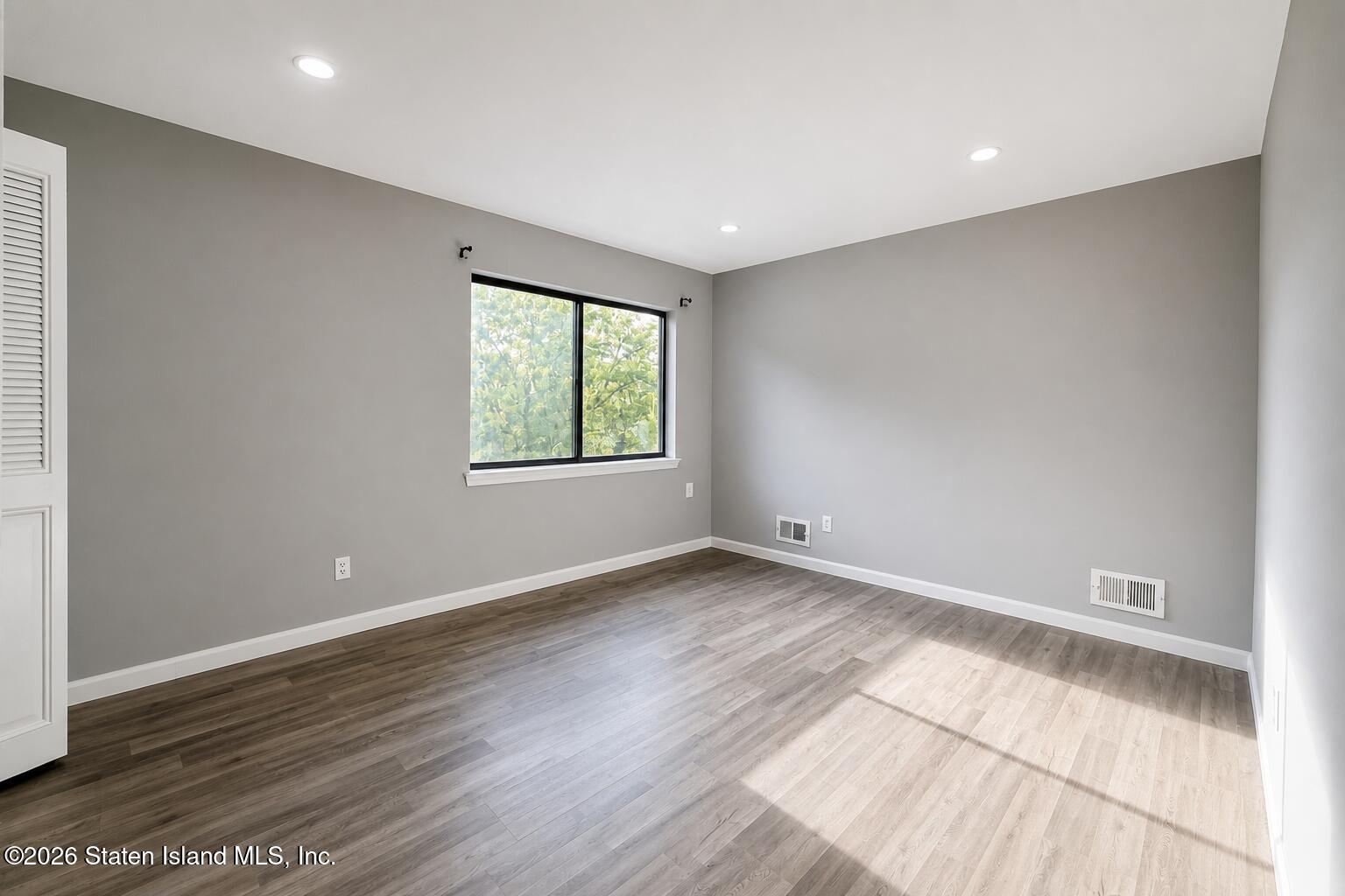 11 Azalea Court, Staten Island, NY, 10309 image 19