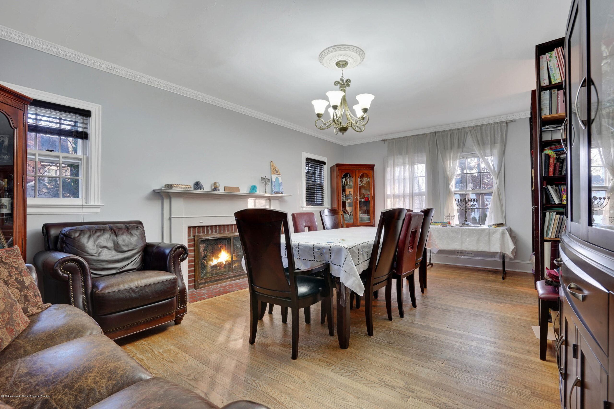 257 Lawrence Avenue Image 4
