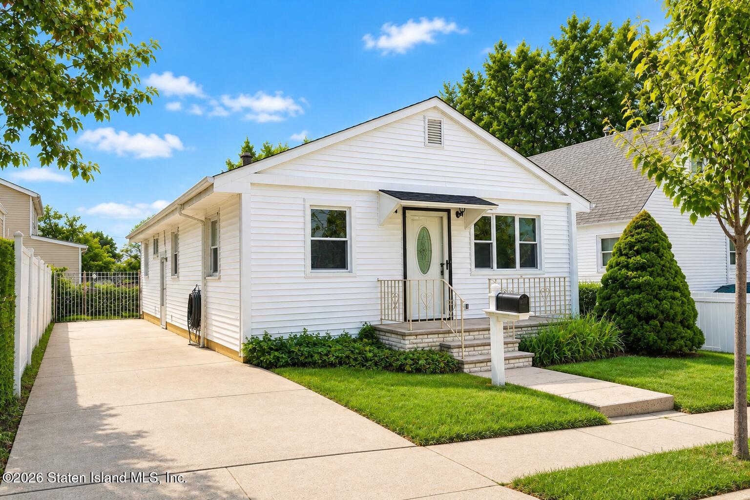 178 Graves Street, Staten Island, NY, 10314