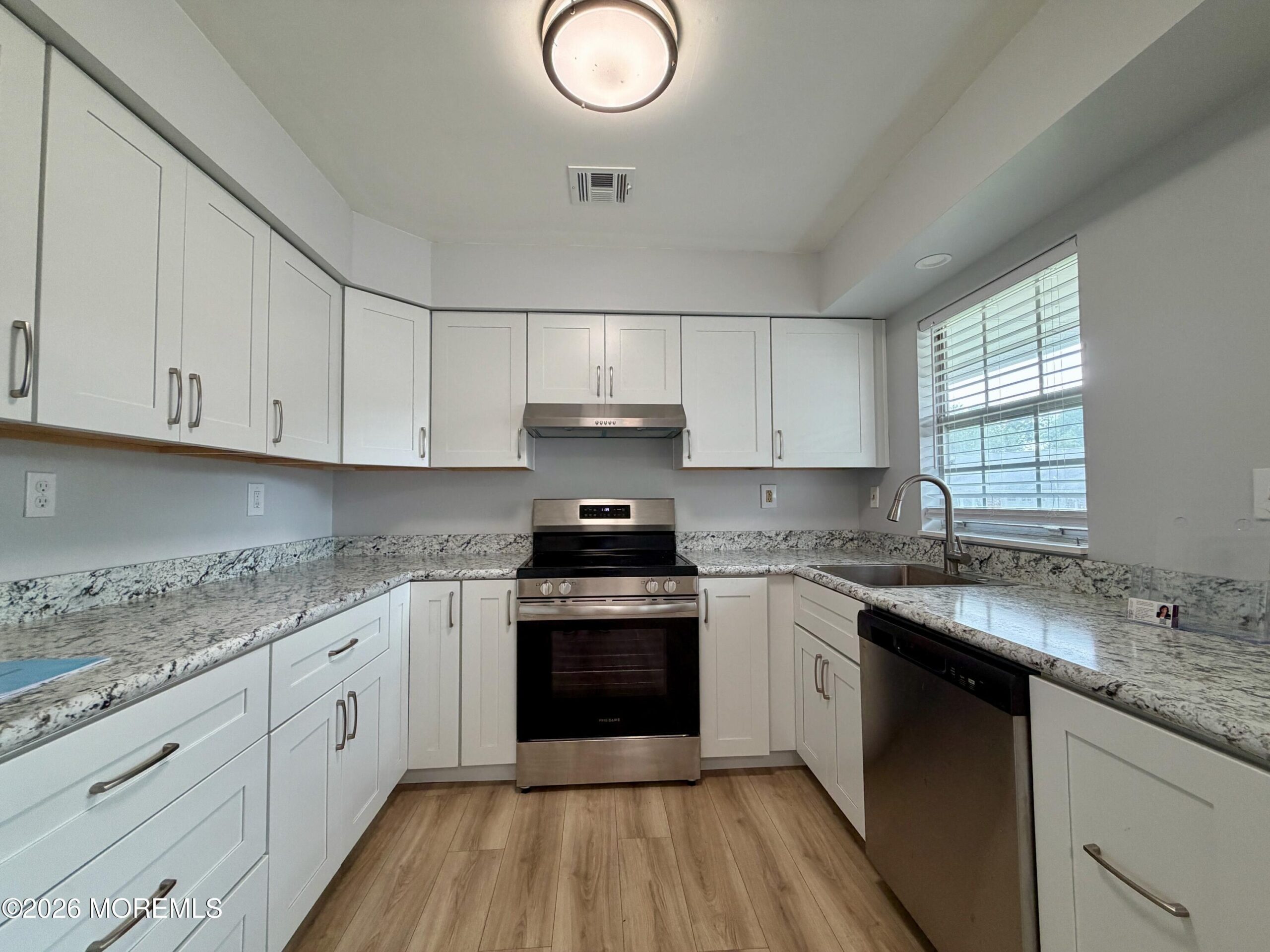 866C Inverness Court Image 3