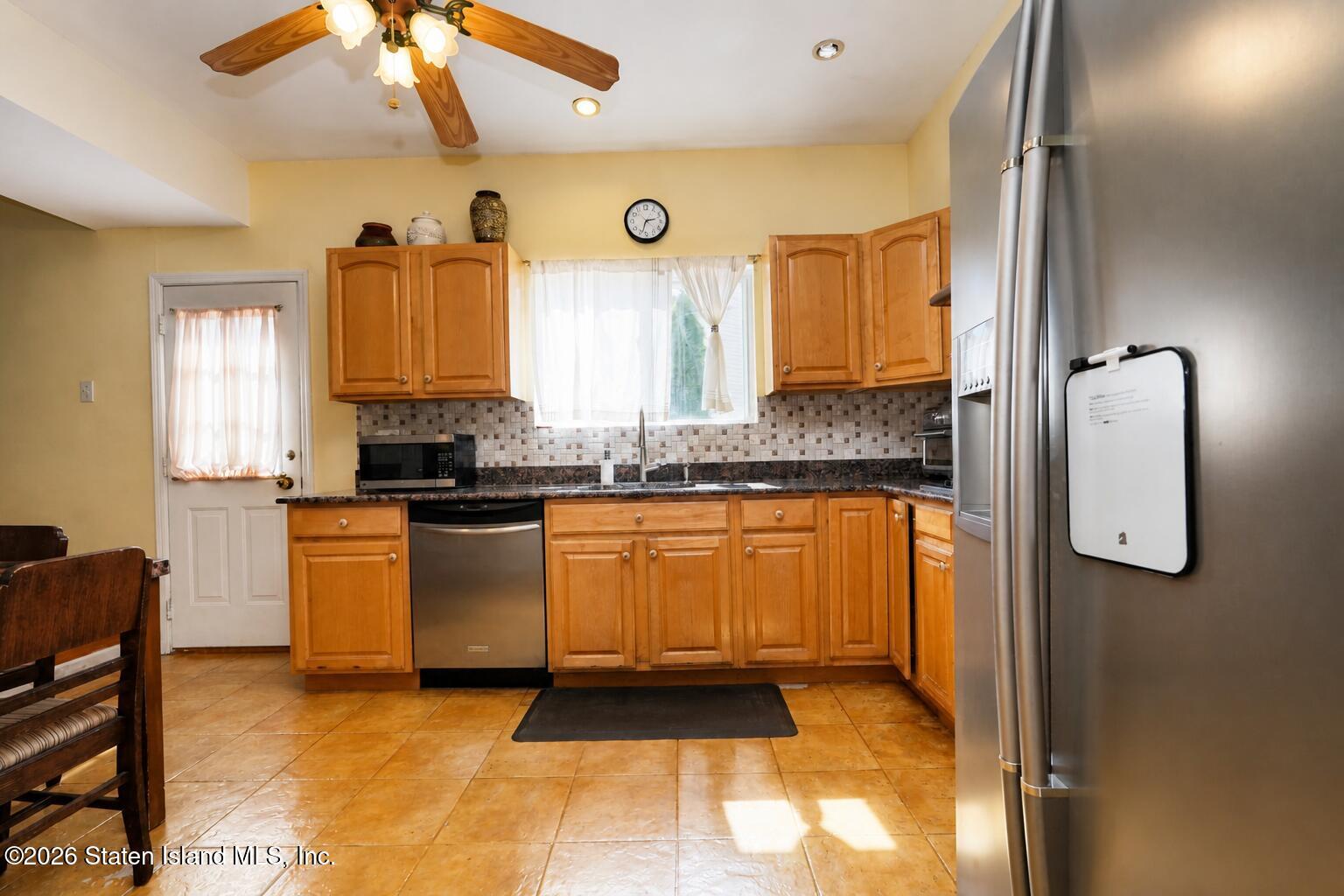 24 Willow Lane, Staten Island, NY, 10306 image 9