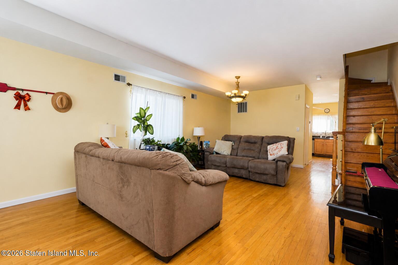 24 Willow Lane Image 4