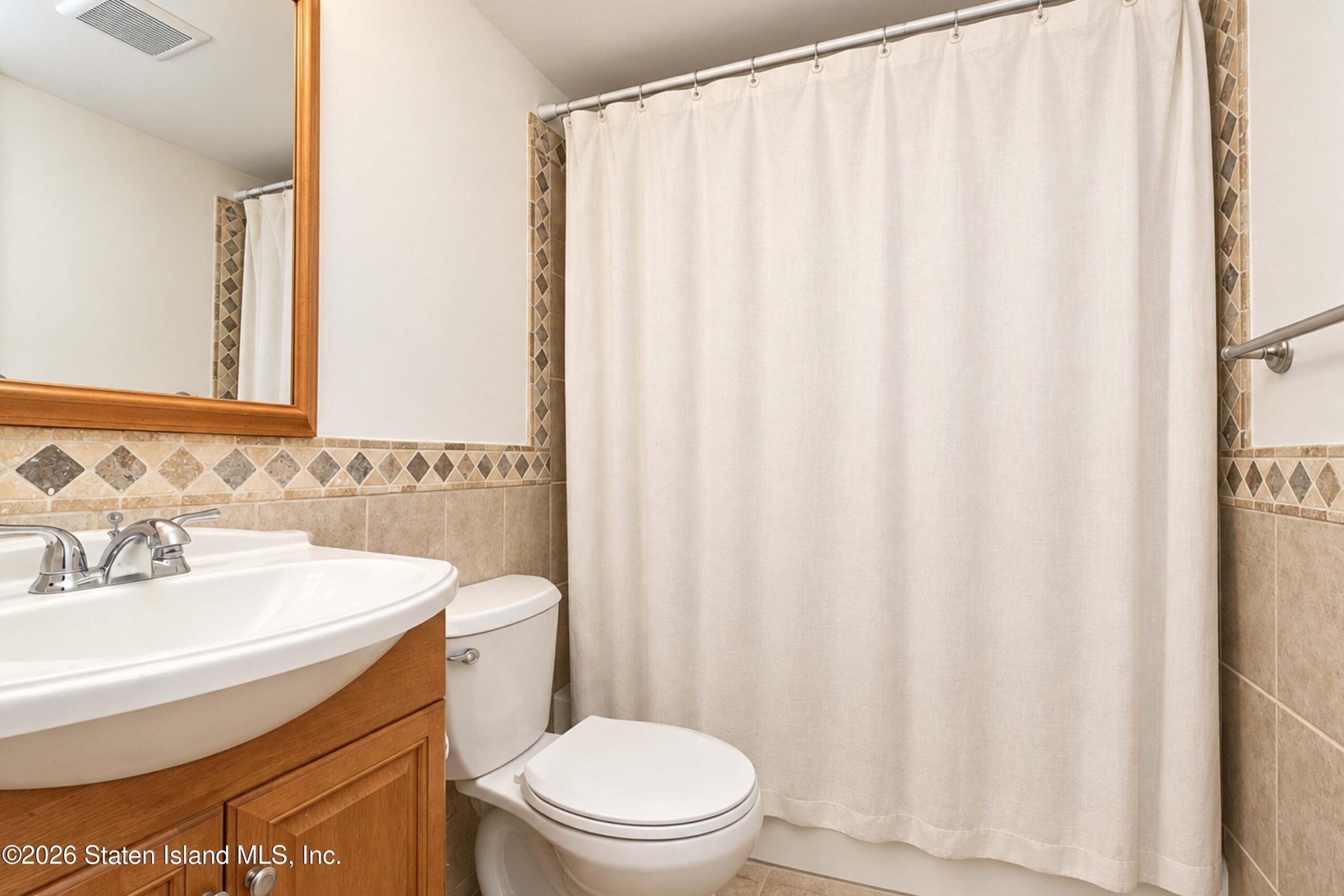 211 Dover Green, Staten Island, NY, 10312 image 7