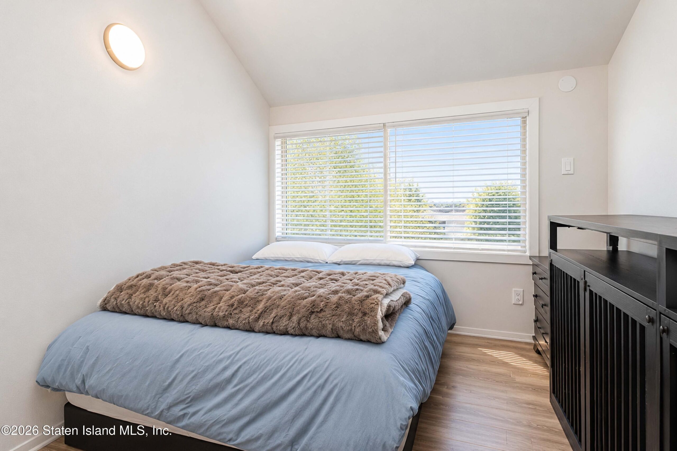 211 Dover Green, Staten Island, NY, 10312 image 11