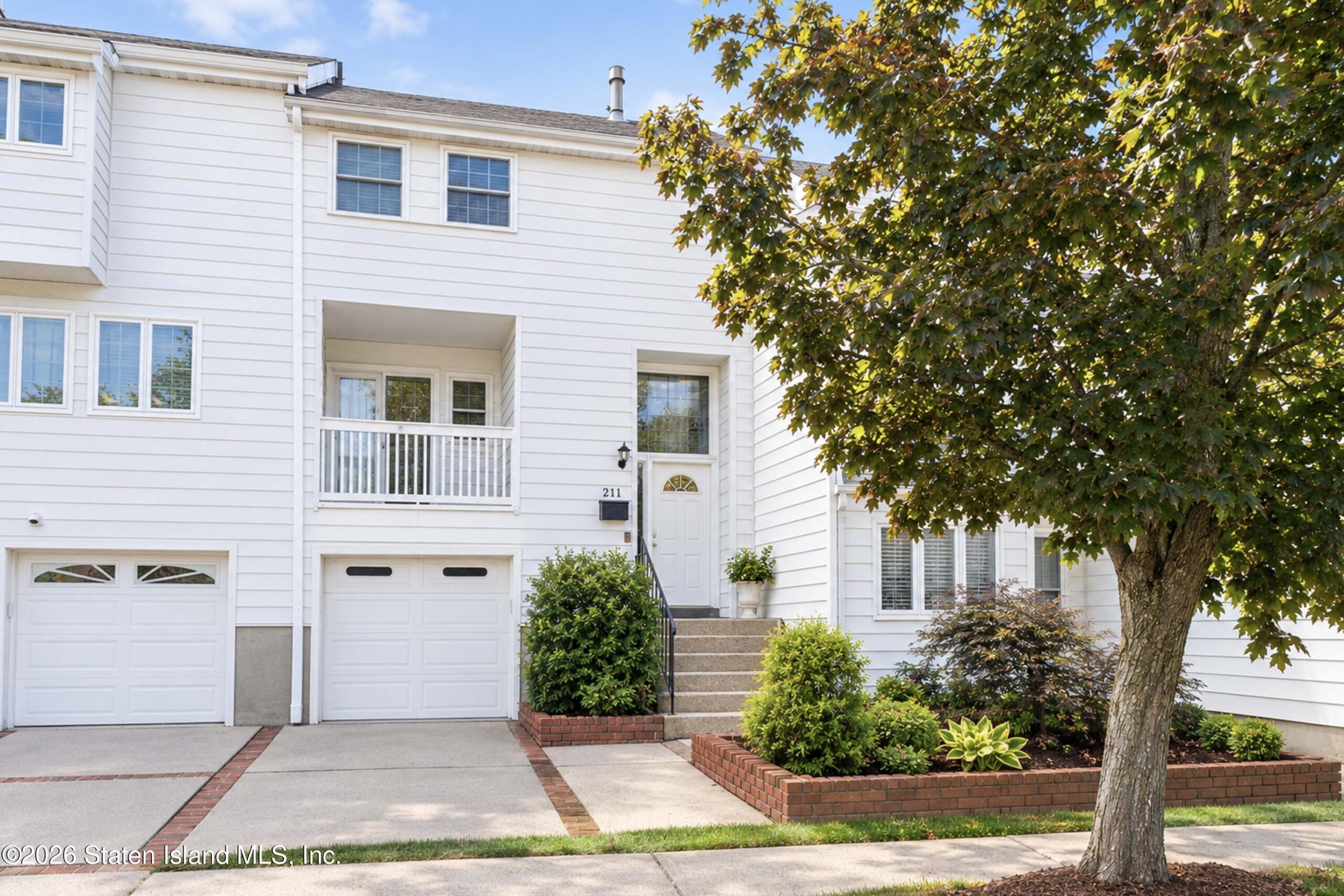 211 Dover Green, Staten Island, NY, 10312