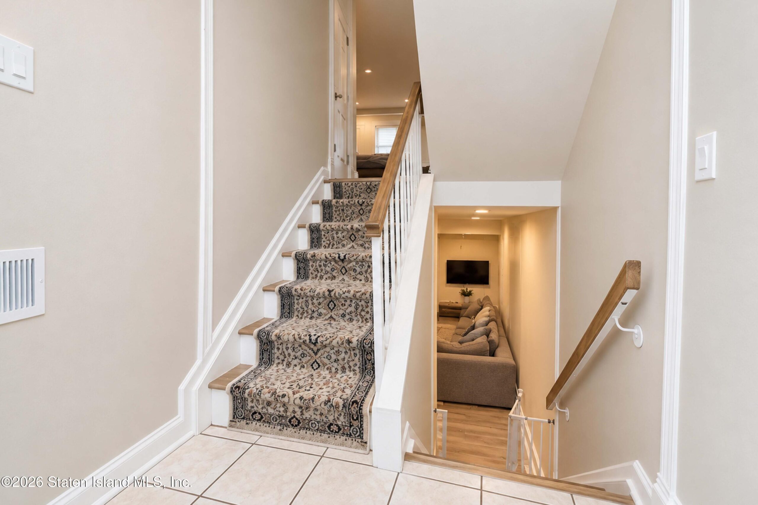 211 Dover Green, Staten Island, NY, 10312 image 16