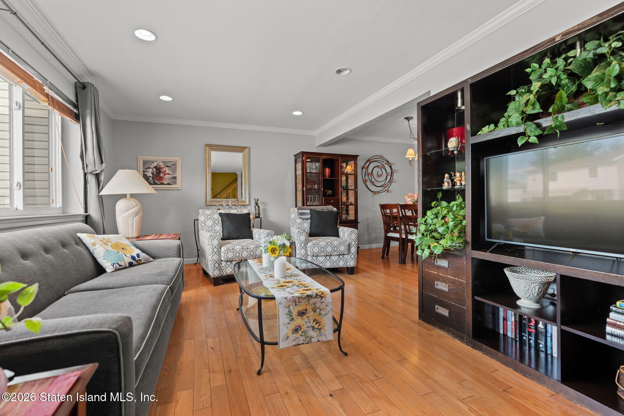 439 Willow Road 1 Image 3