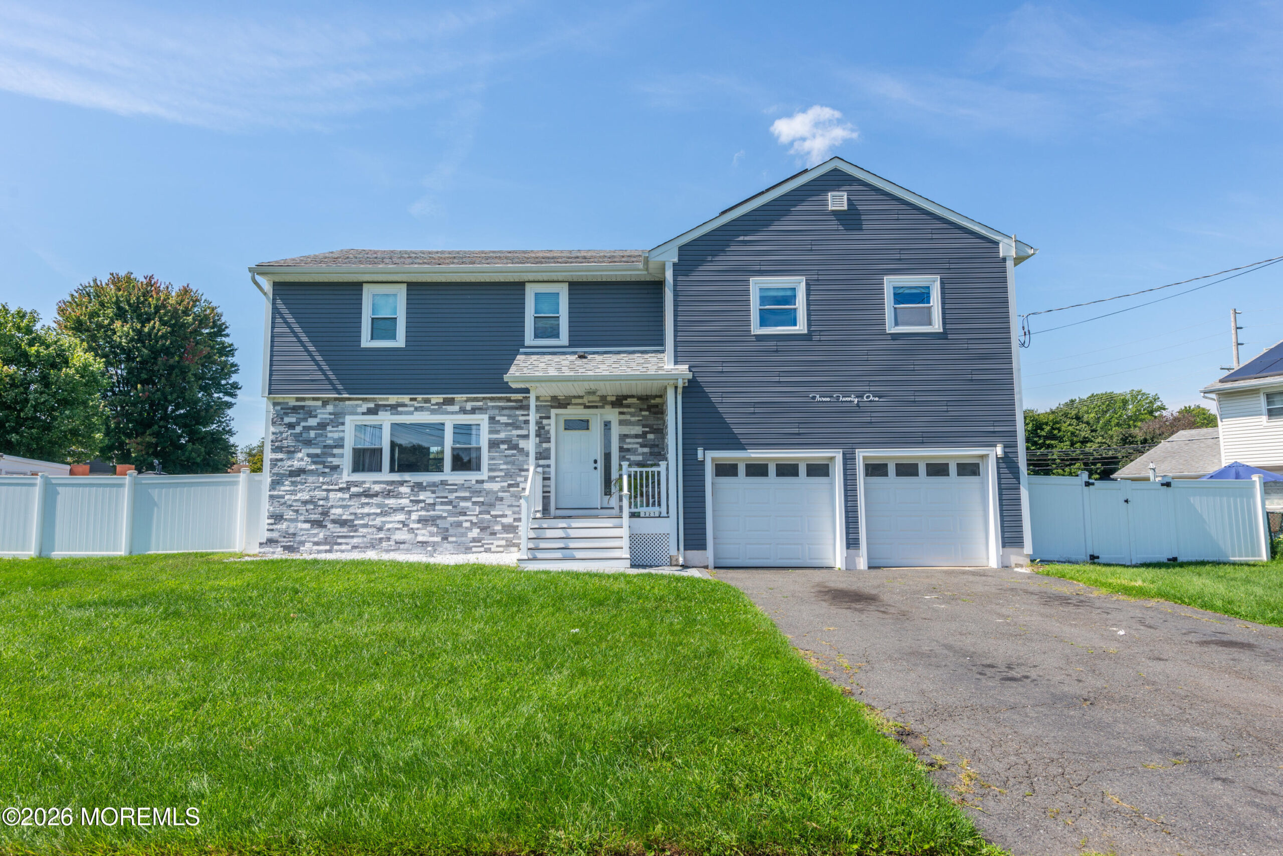 321 Myrtle Street Image 1