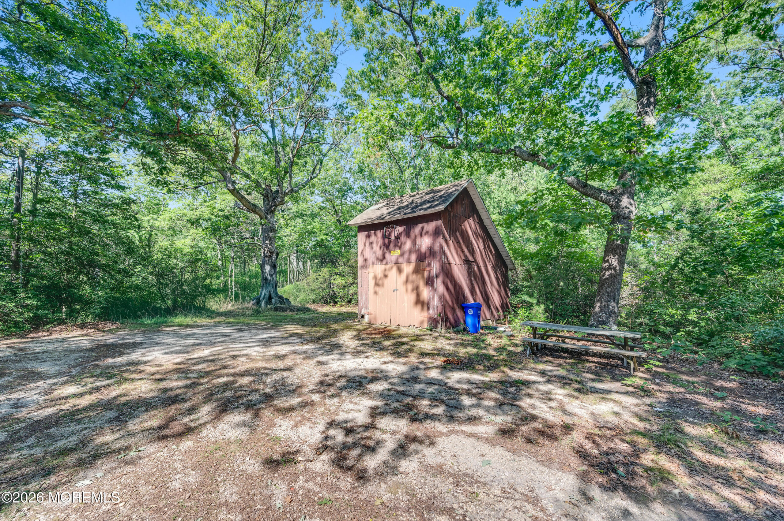 852 Ridge Road Image 3
