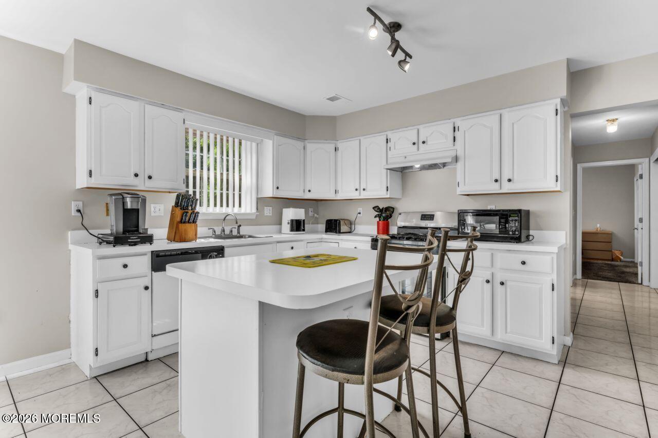 383 Meadowood Road, Jackson, NJ, 08527 image 11