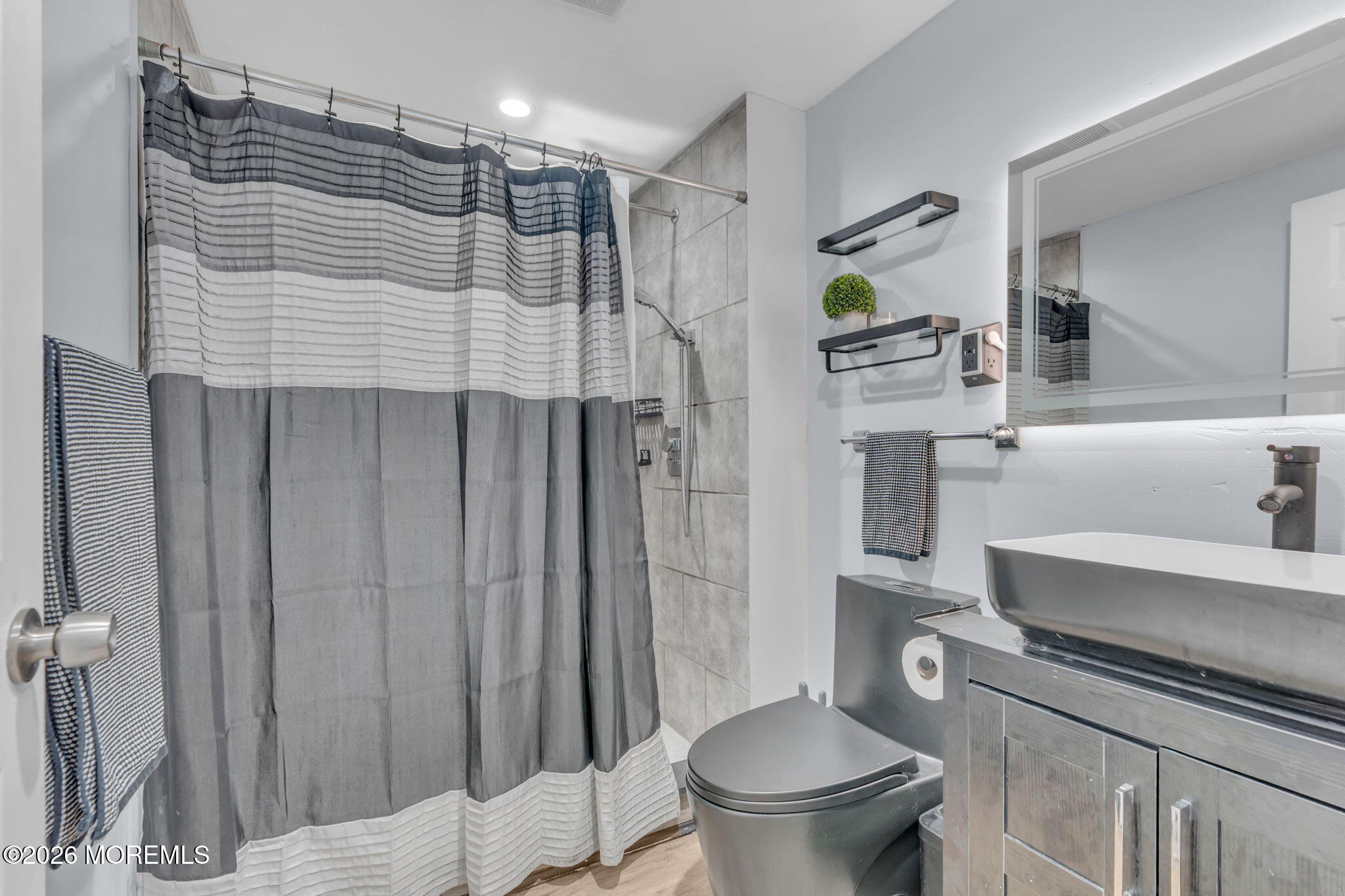 301 Deal Avenue, Neptune Township, NJ, 07753 image 21