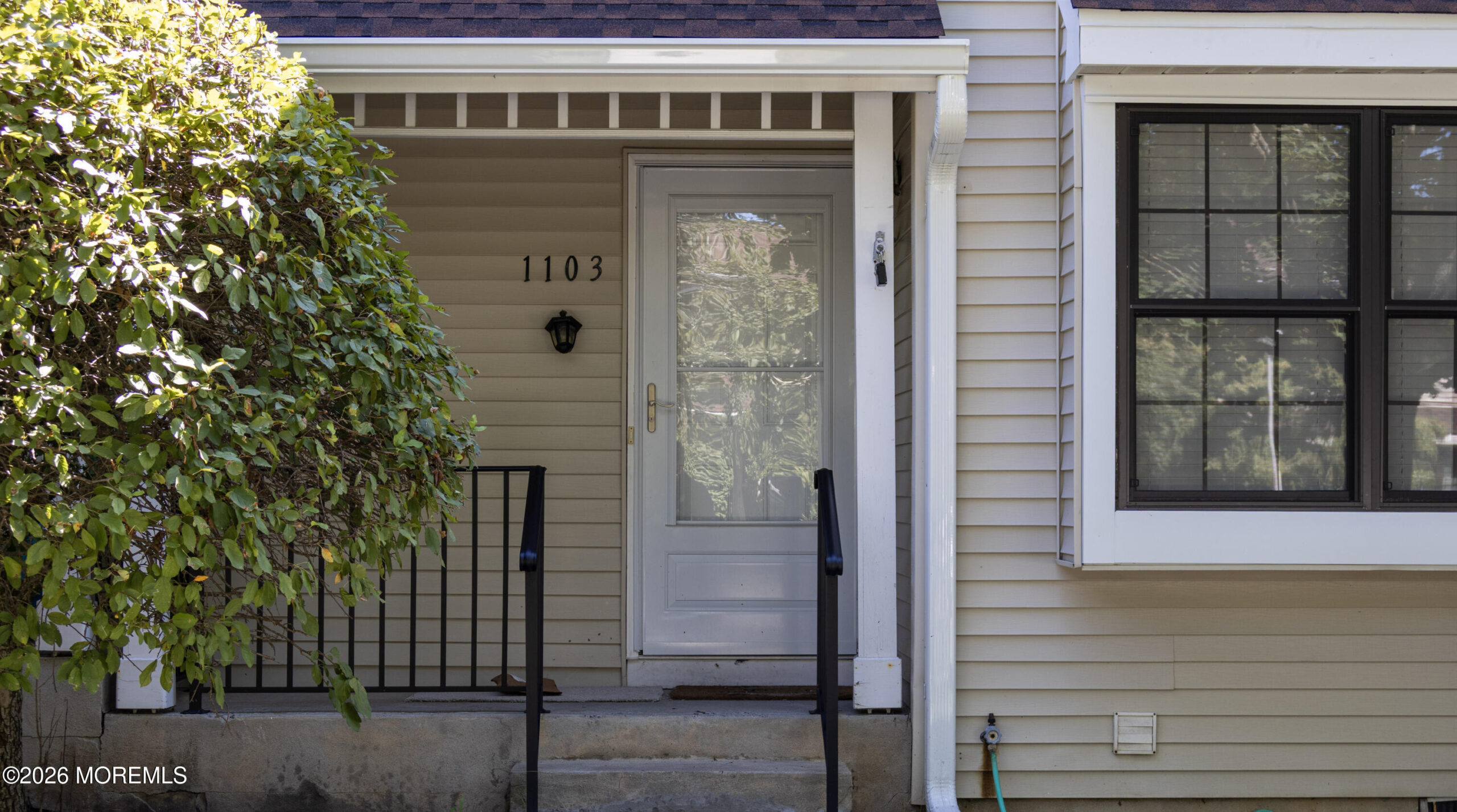 1103 Arlington Drive Image 4