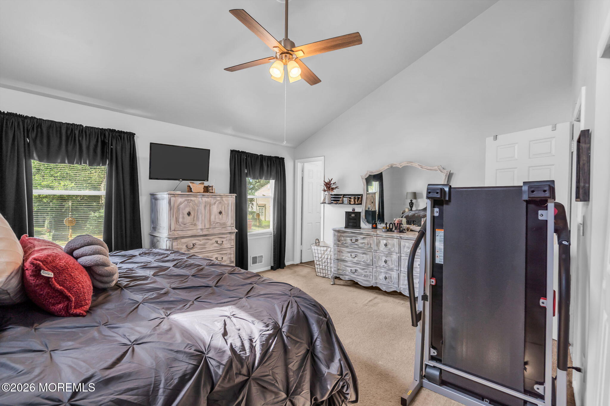 8 Concord Circle, Howell, NJ, 07731 image 23