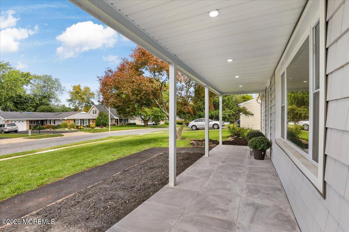 28 Fayette Lane Image 4
