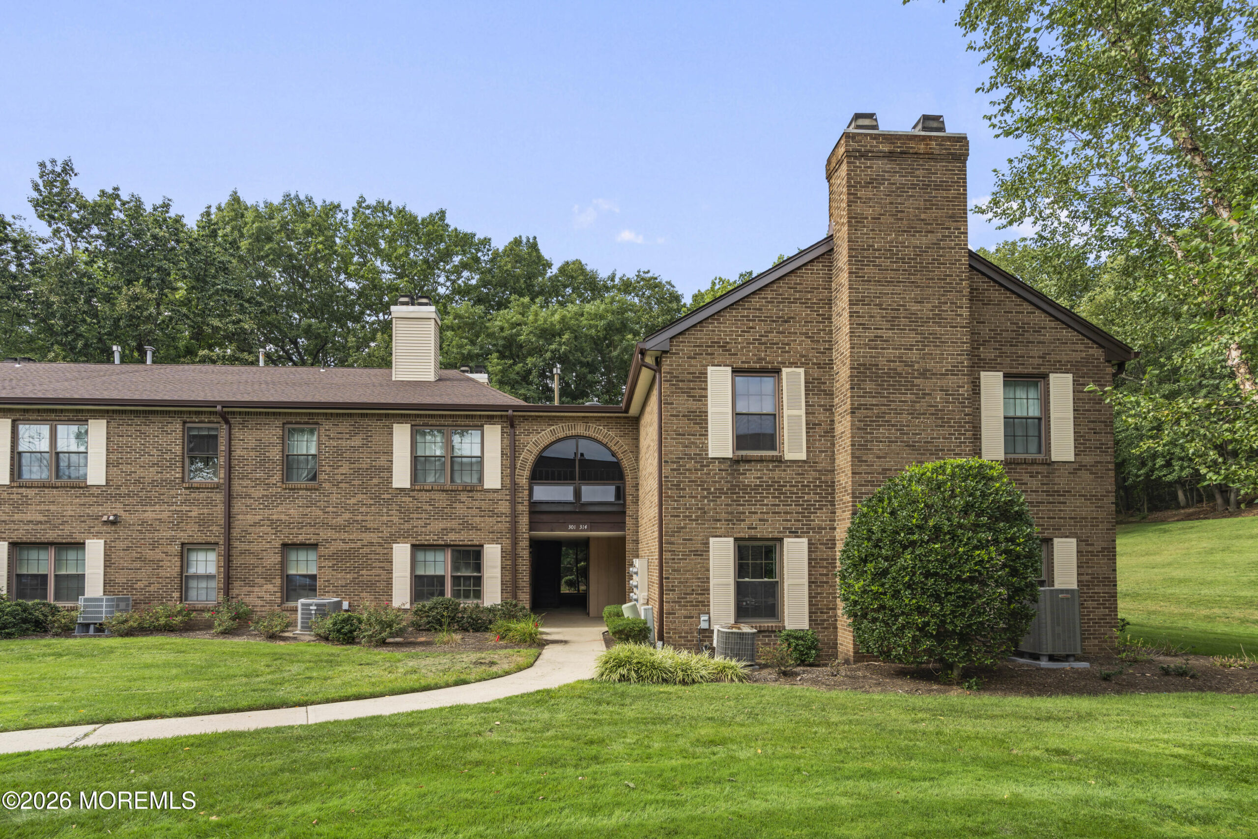 303 Wellington PL, Aberdeen, NJ, 07747