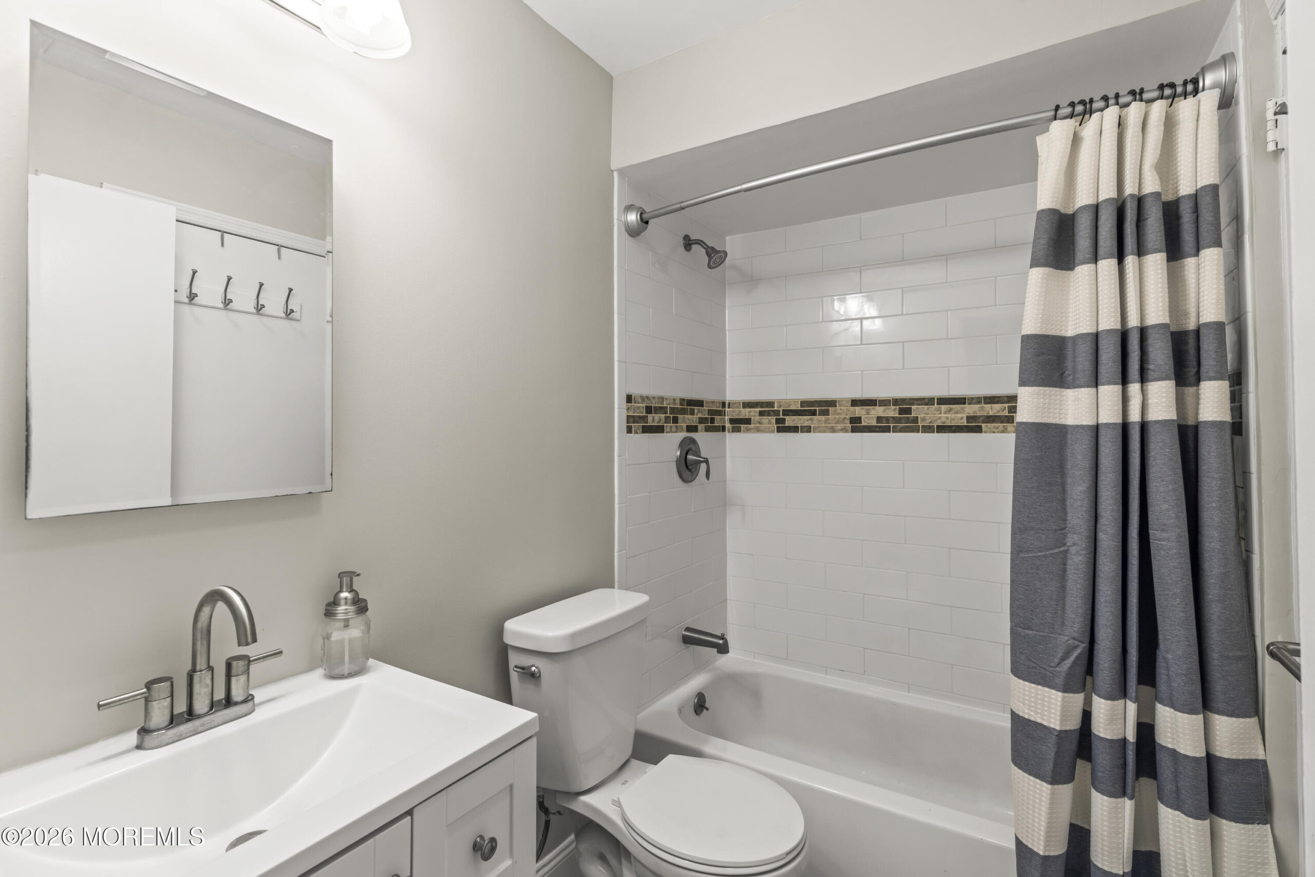 303 Wellington PL, Aberdeen, NJ, 07747 image 15