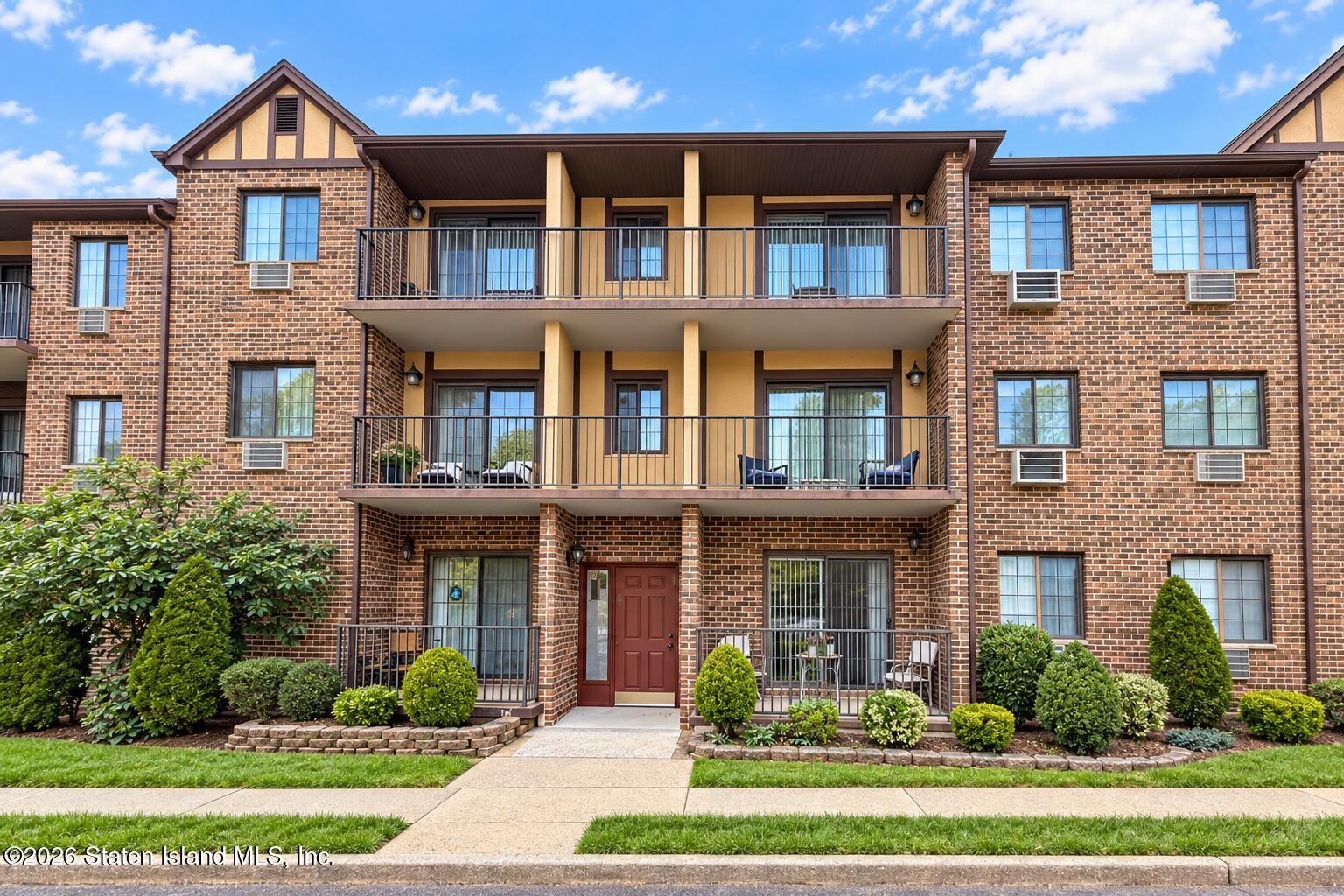 20 Donna Court 2, Staten Island, NY, 10314