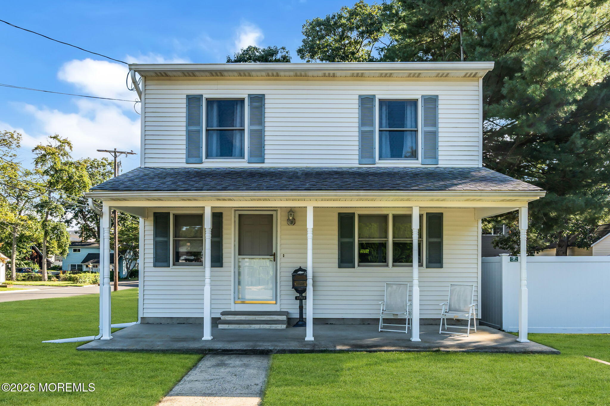 1003 4th Avenue Image 1