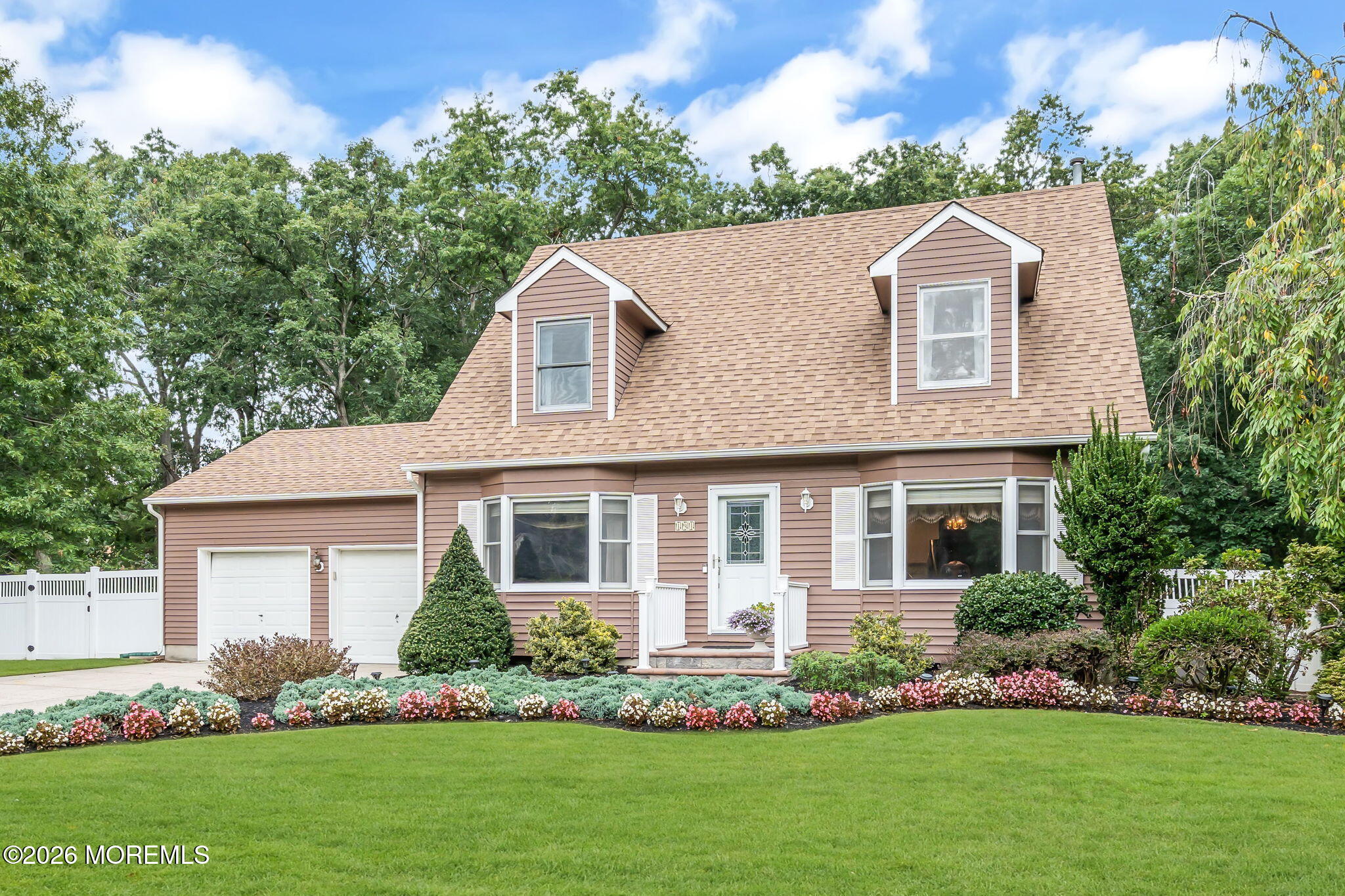 191 Edgemere Court Image 3