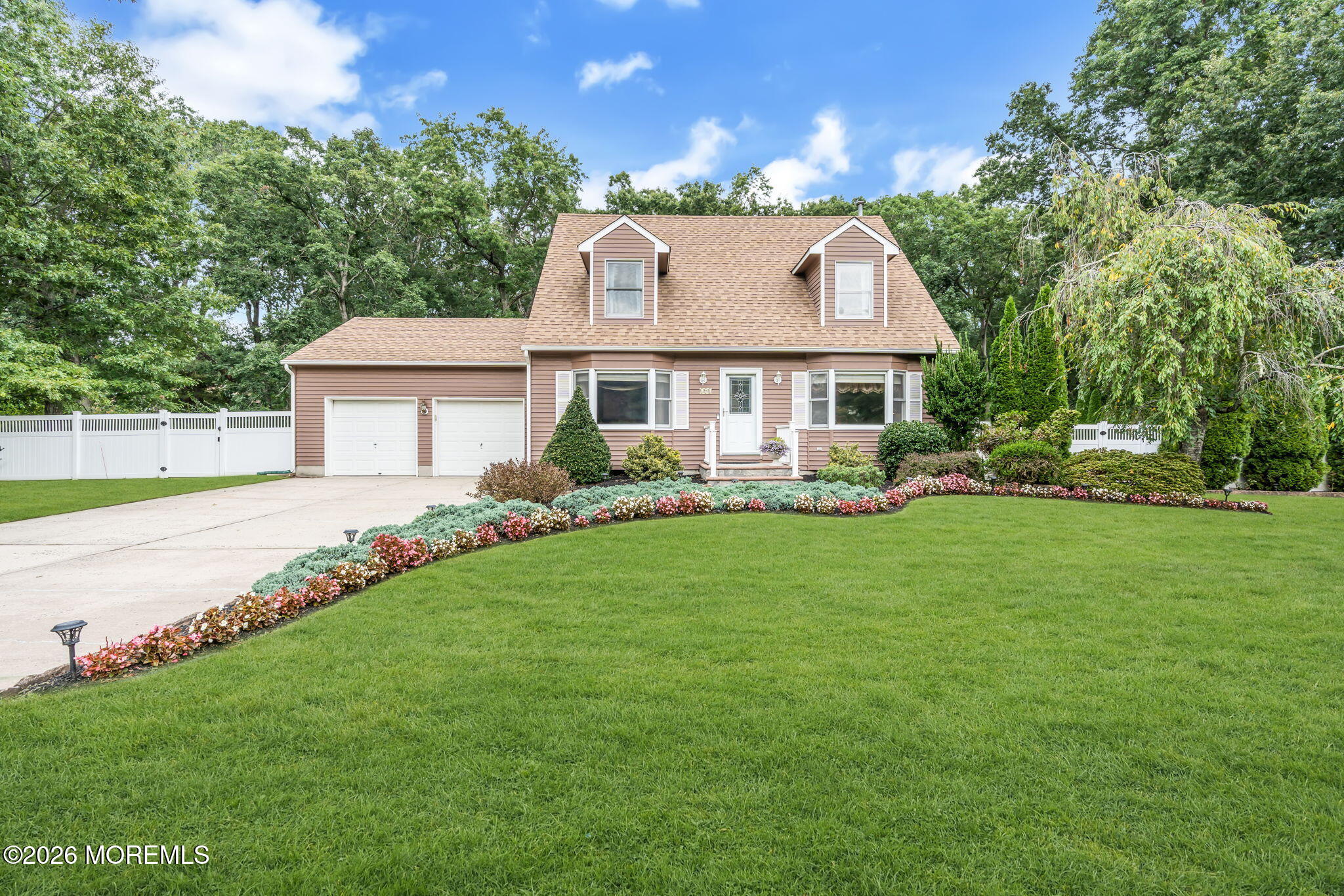 191 Edgemere Court Image 4