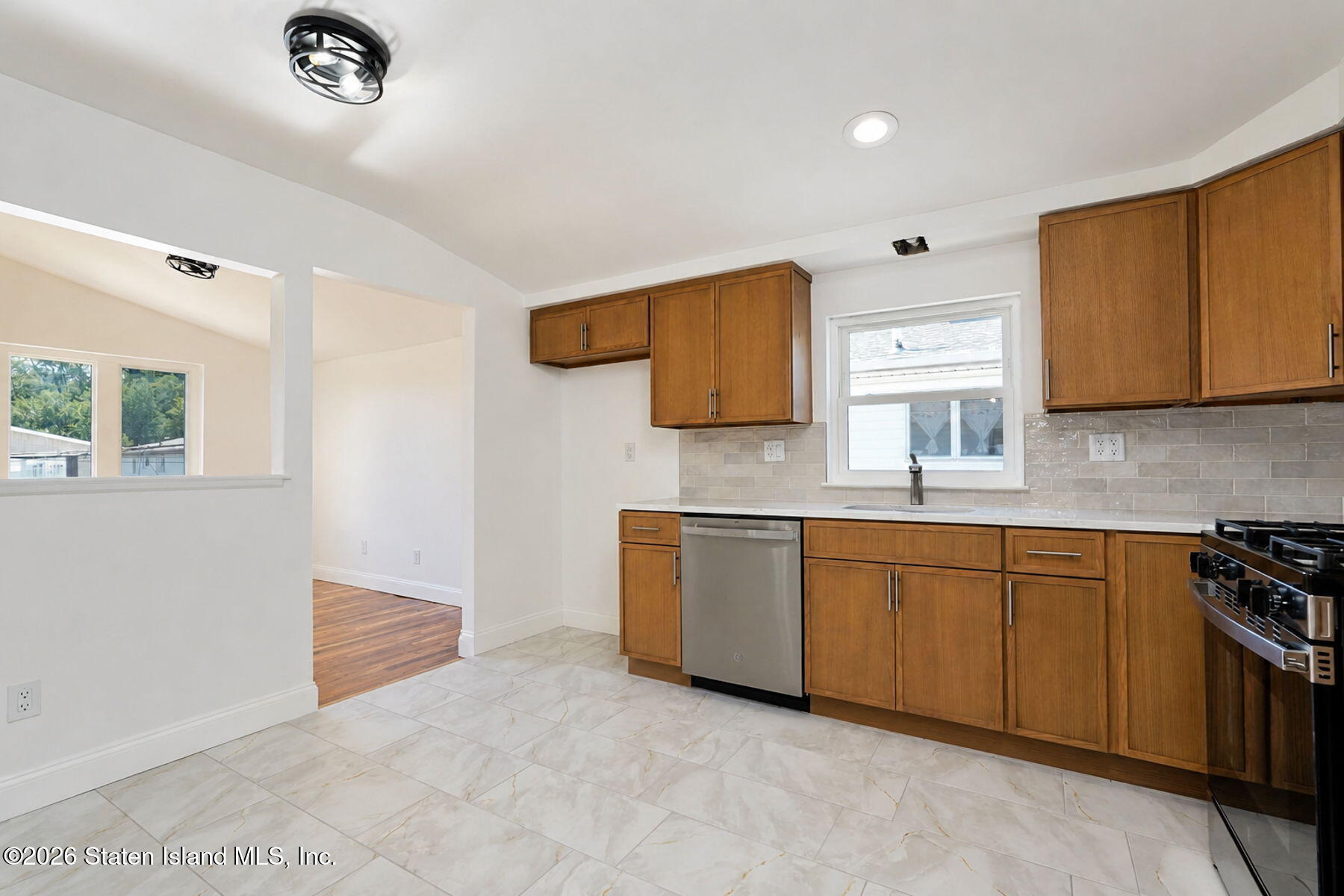 219 Bishop Street, Staten Island, NY, 10306 image 17