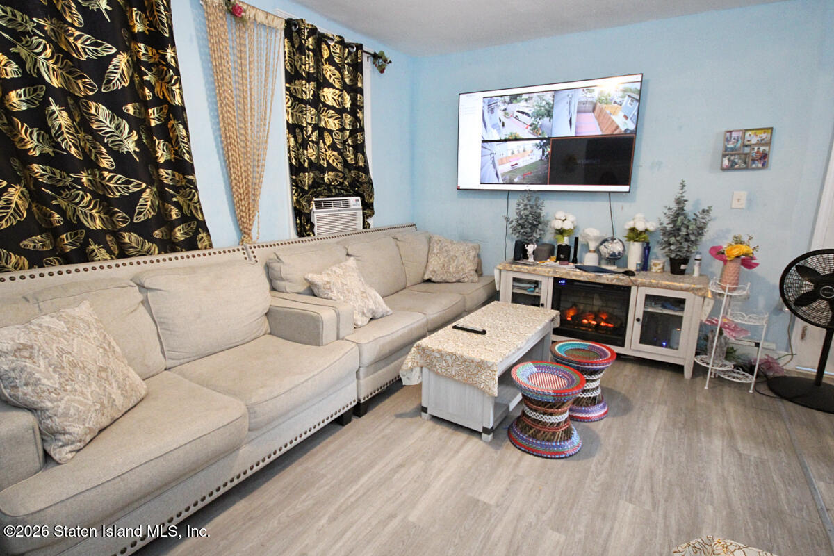 12 Irving Place, Staten Island, NY, 10304 image 9