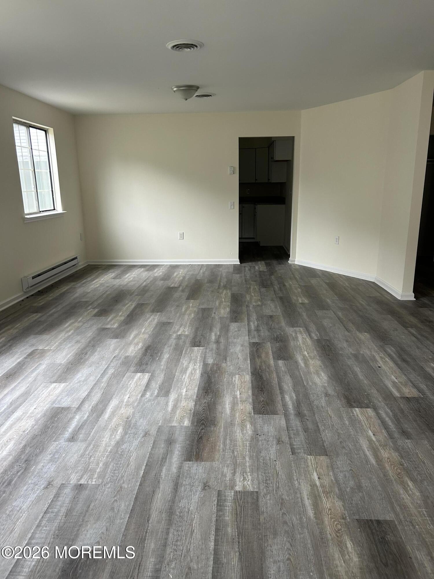 3 A Mill Court Image 3
