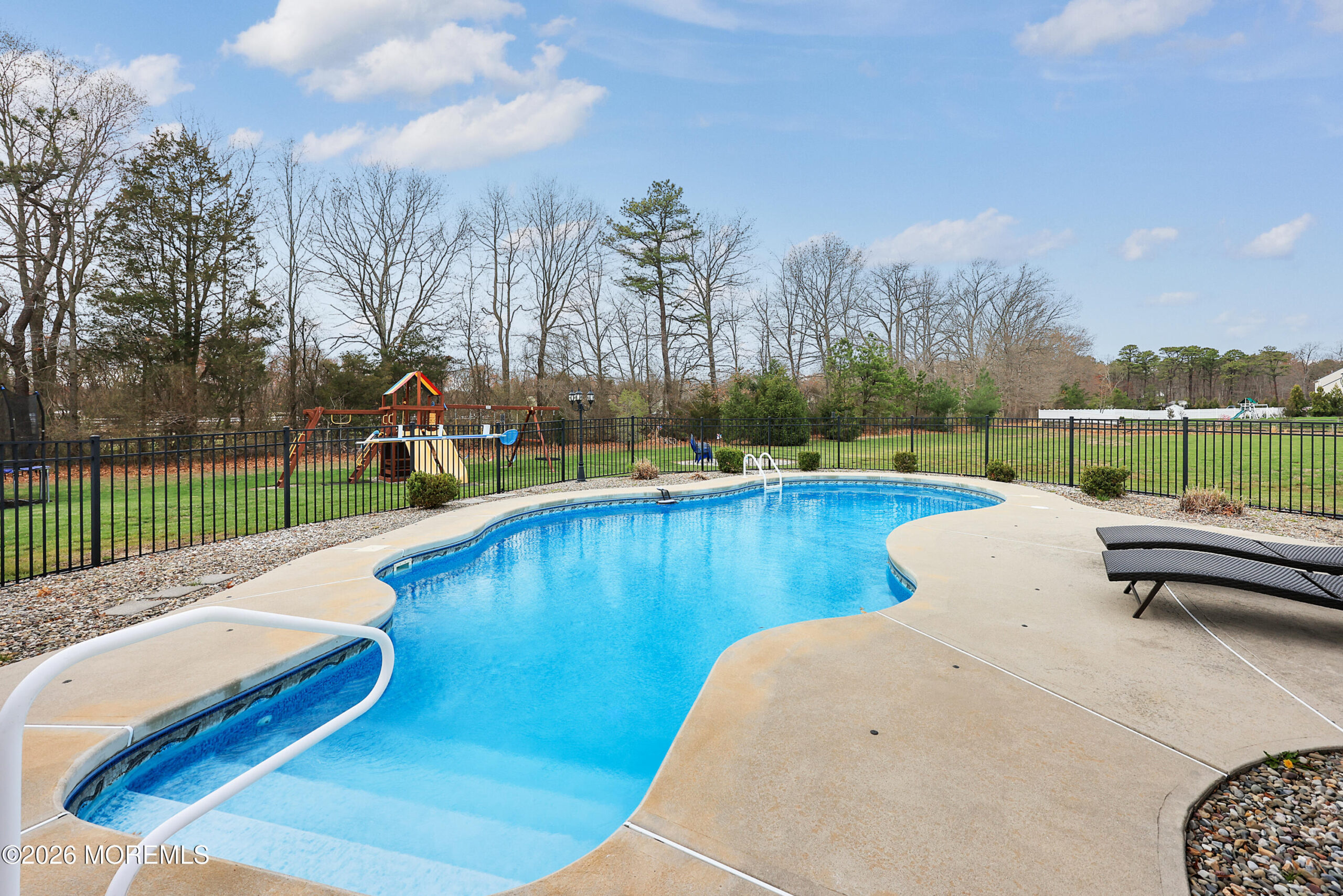 10 Colliers Court Image 3