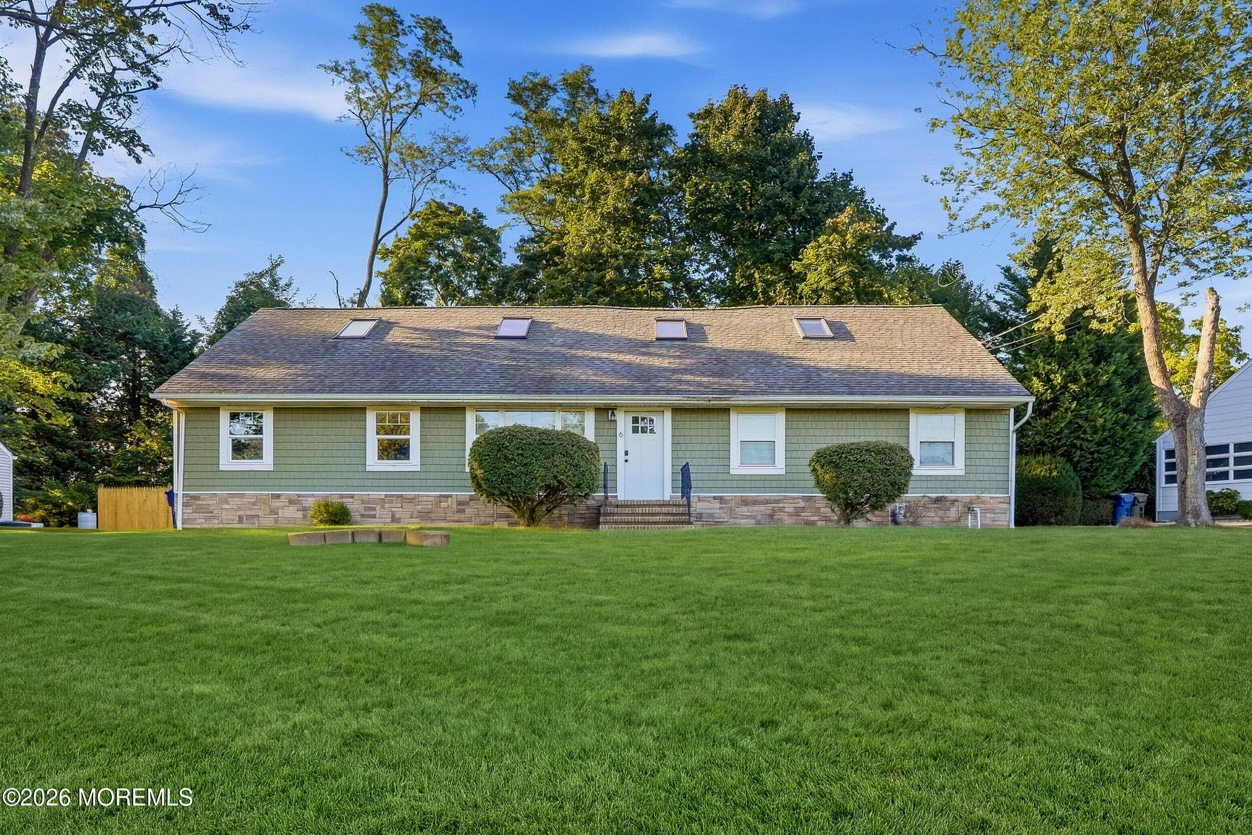 6 Standish Drive Image 2
