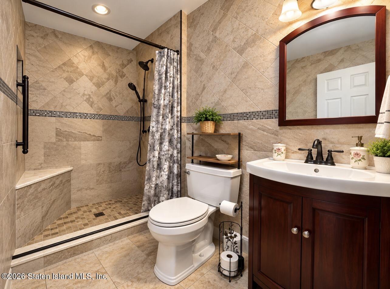 120 Devon Loop #7, Staten Island, NY, 10314 image 7