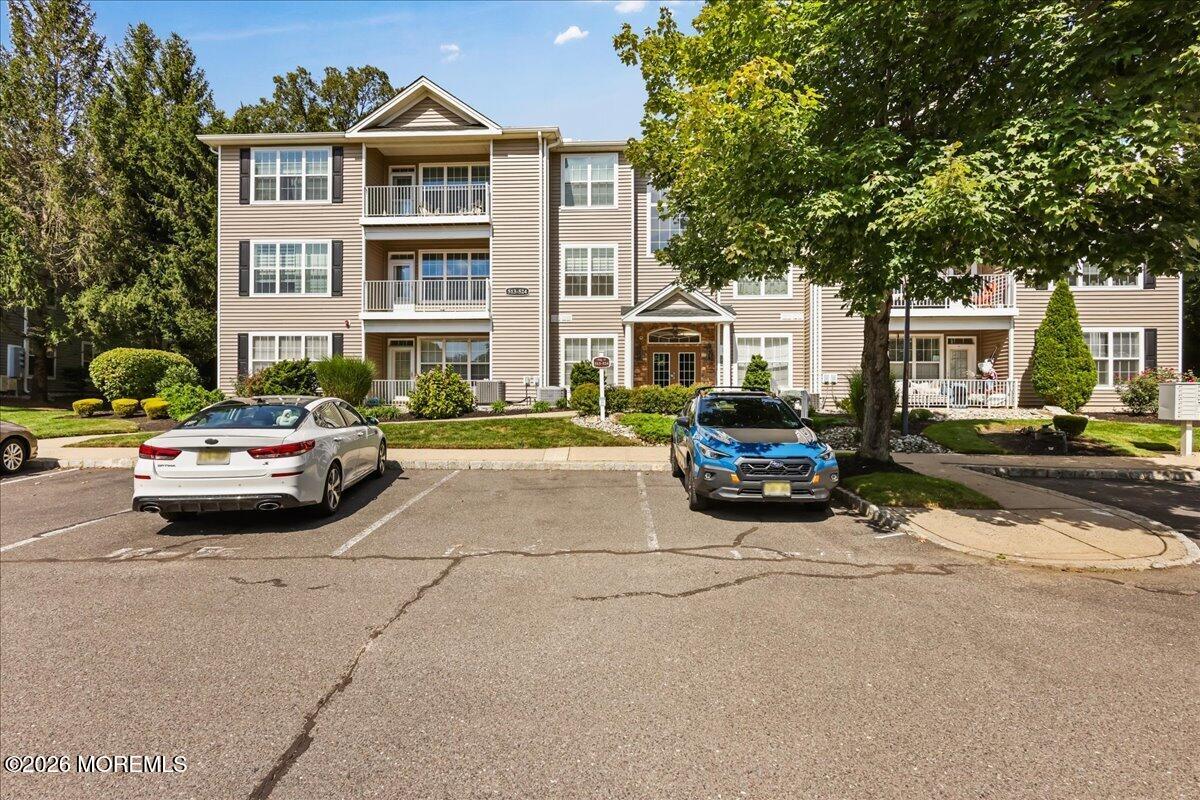 524 St Andrews Place, Manalapan, NJ, 07726