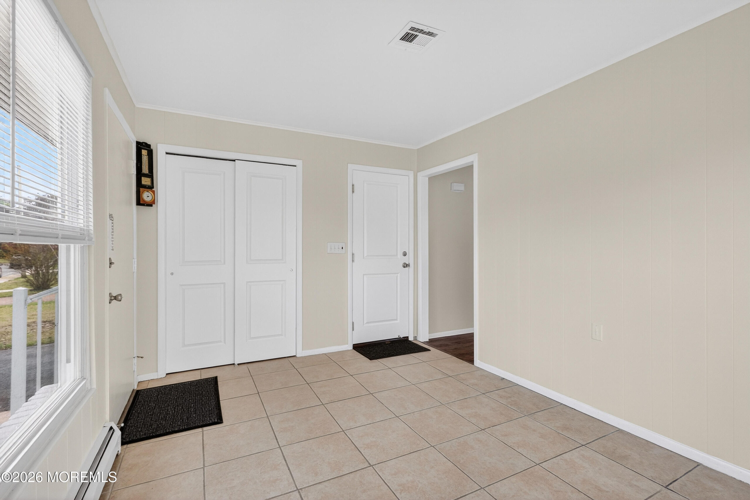 7 Bonasse Street Image 4