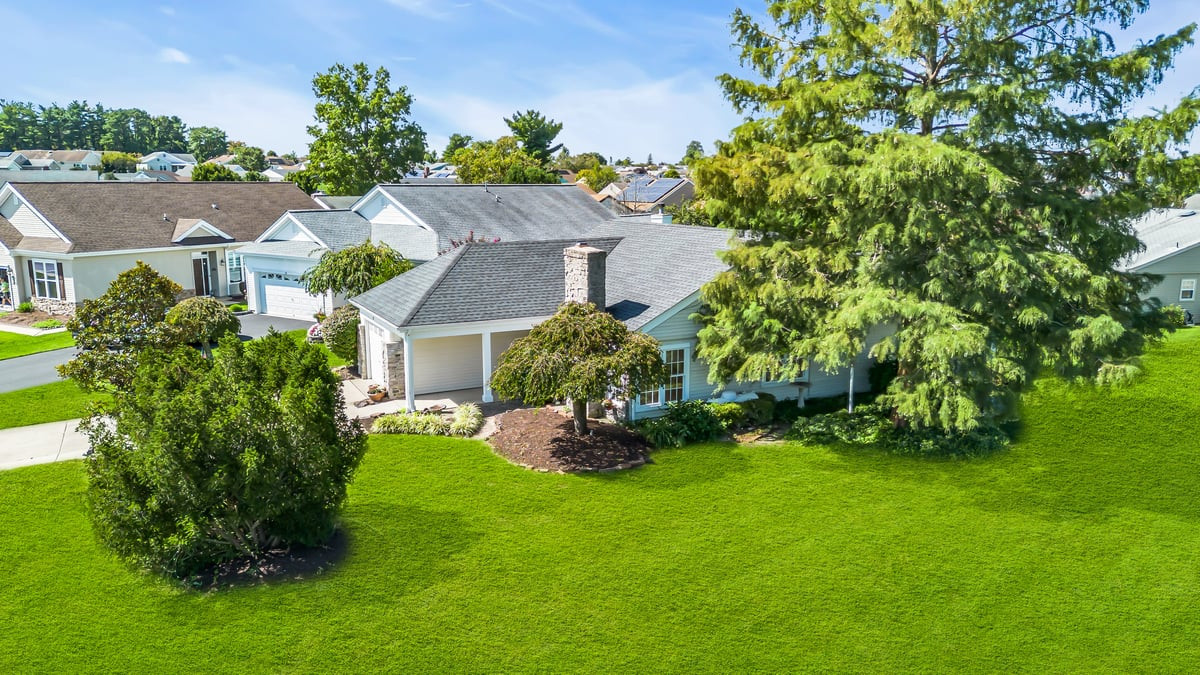 2 B Buckingham Drive, Manchester, NJ, 08759 image 38