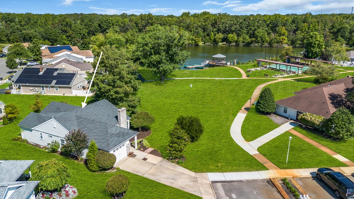 2 B Buckingham Drive, Manchester, NJ, 08759 image 39