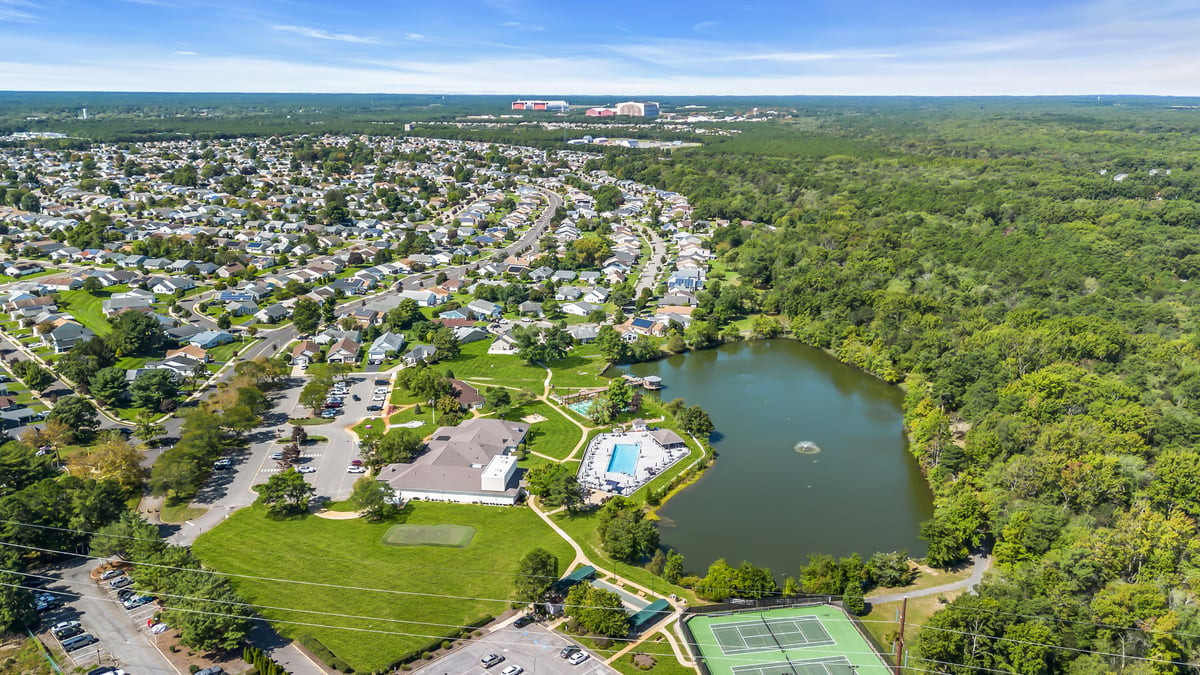 2 B Buckingham Drive, Manchester, NJ, 08759 image 50