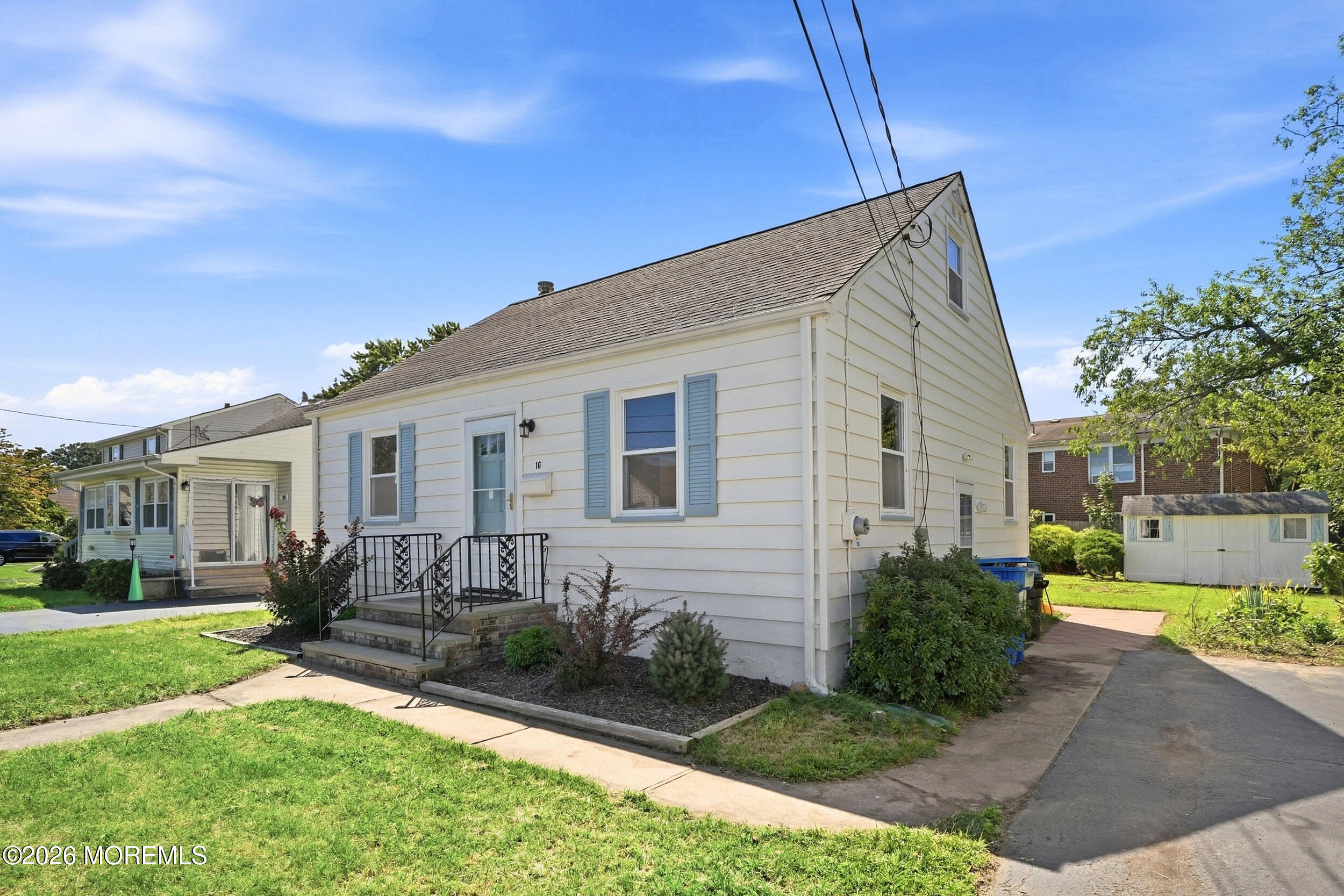 16 Eisenhower Avenue Image 4