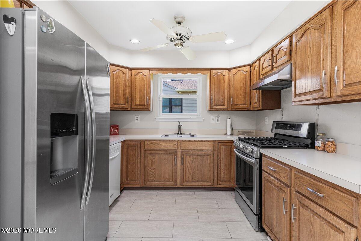 36 Lakeview Drive, Marlboro, NJ, 07746 image 15