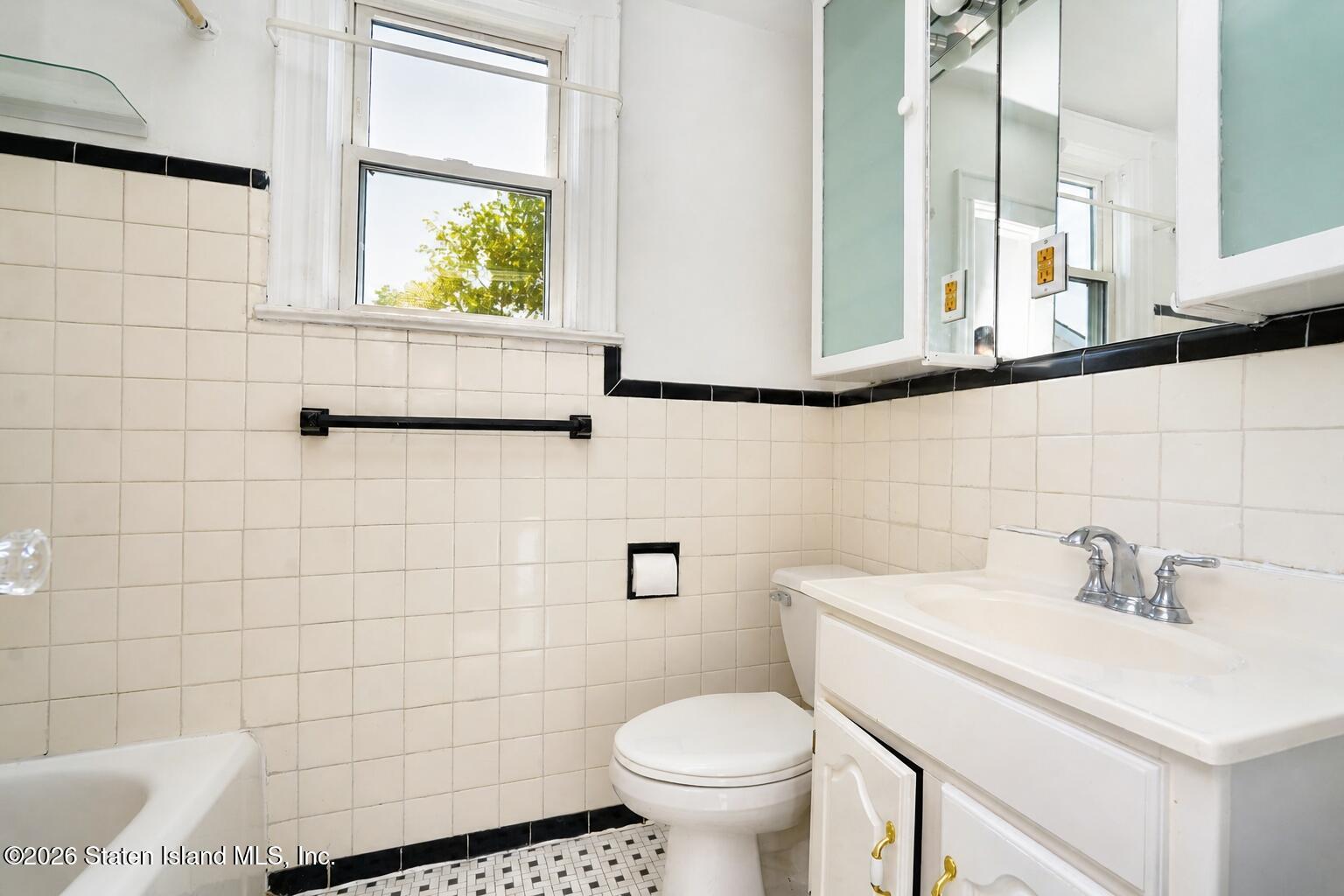 27 Tabb Place, Staten Island, NY, 10302 image 16