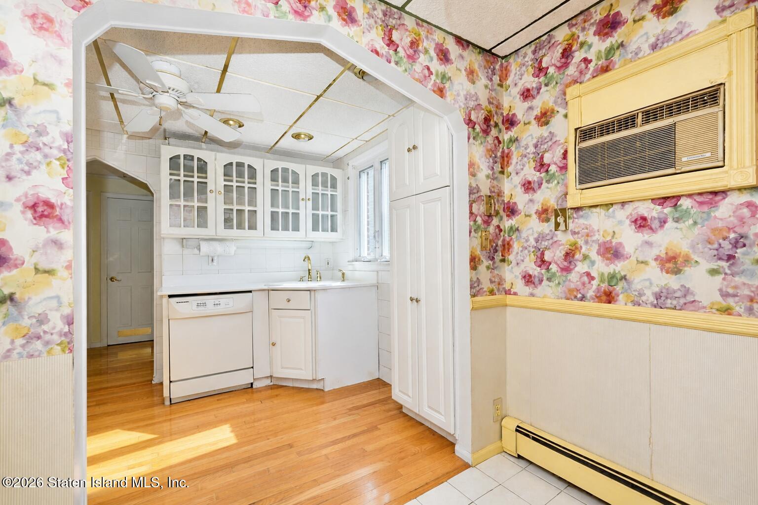 27 Tabb Place, Staten Island, NY, 10302 image 9