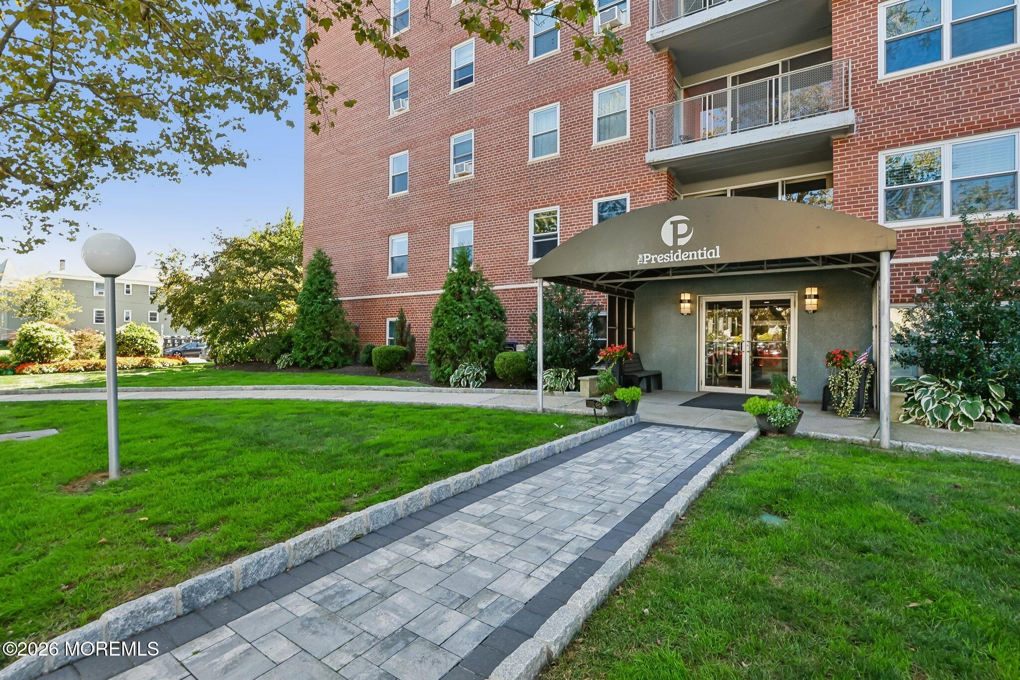 1615 Park Avenue 1C Image 2