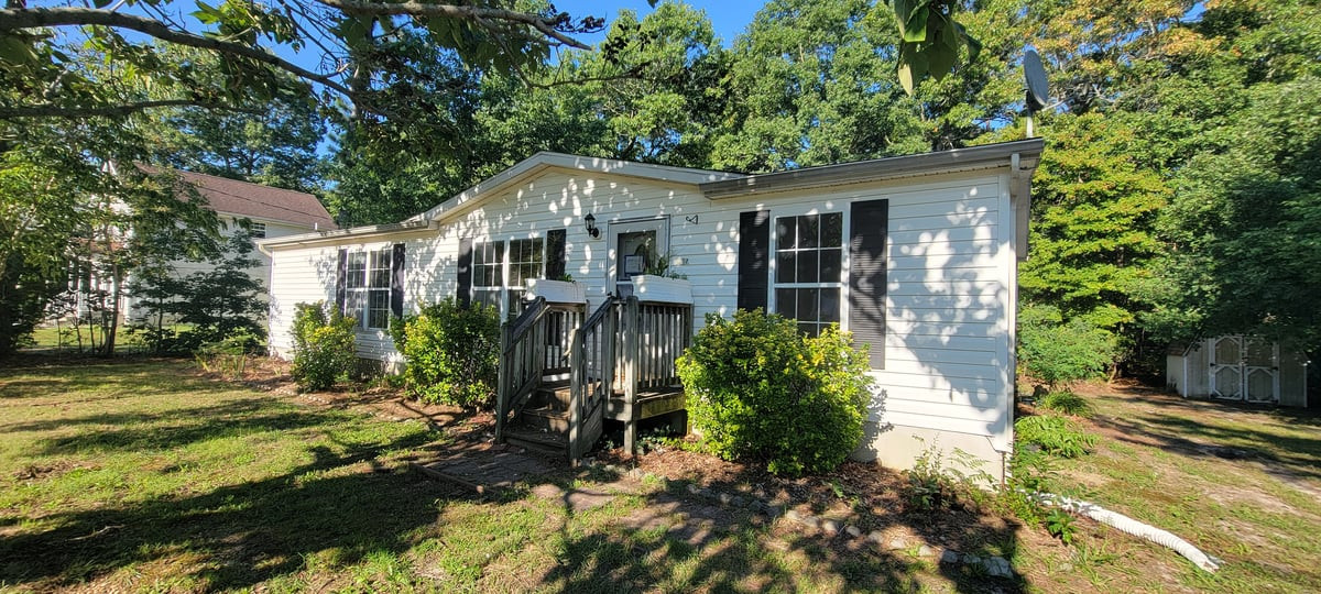 207 Booker Avenue Image 2