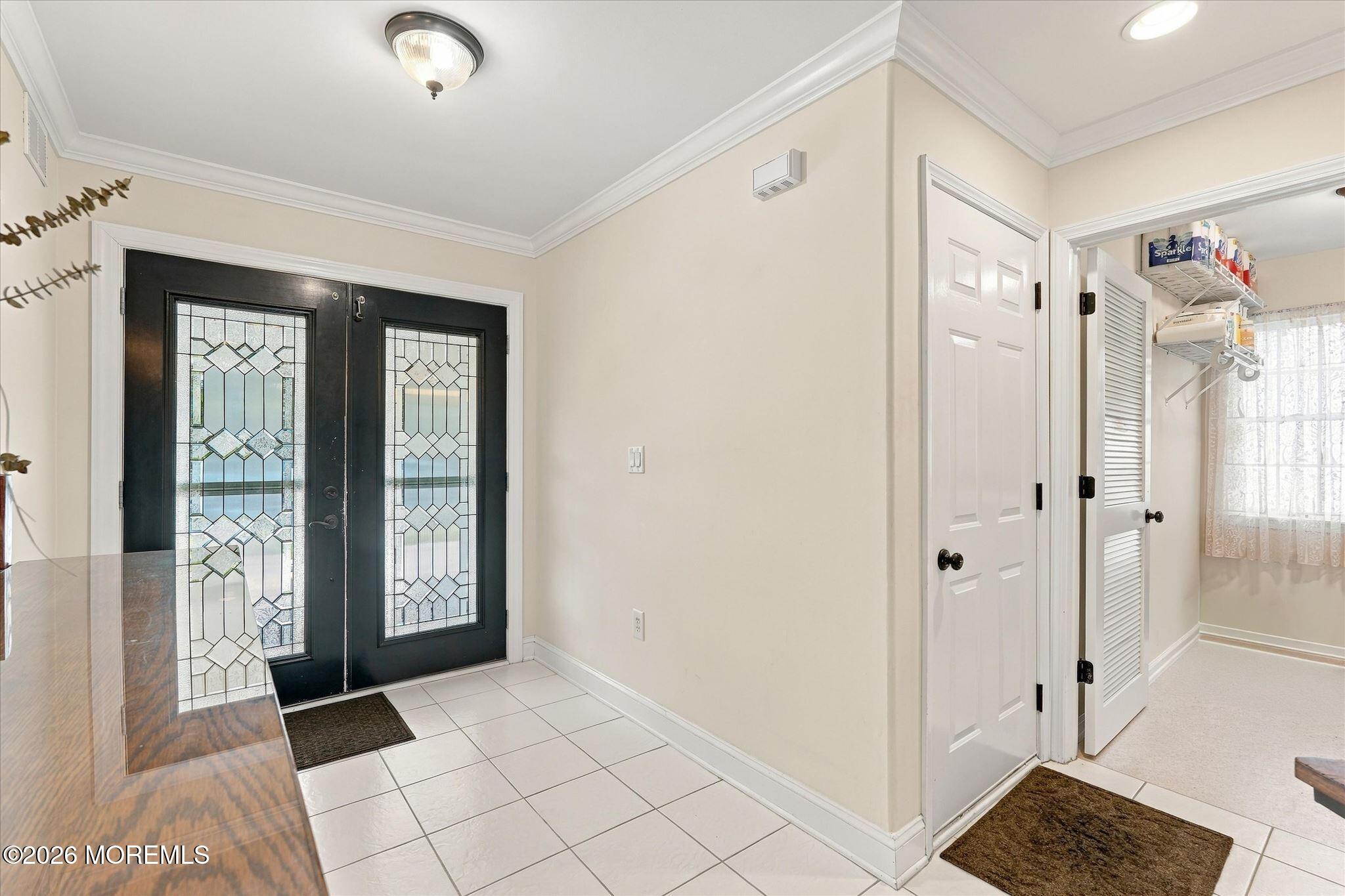 597 Waterford Drive Image 5